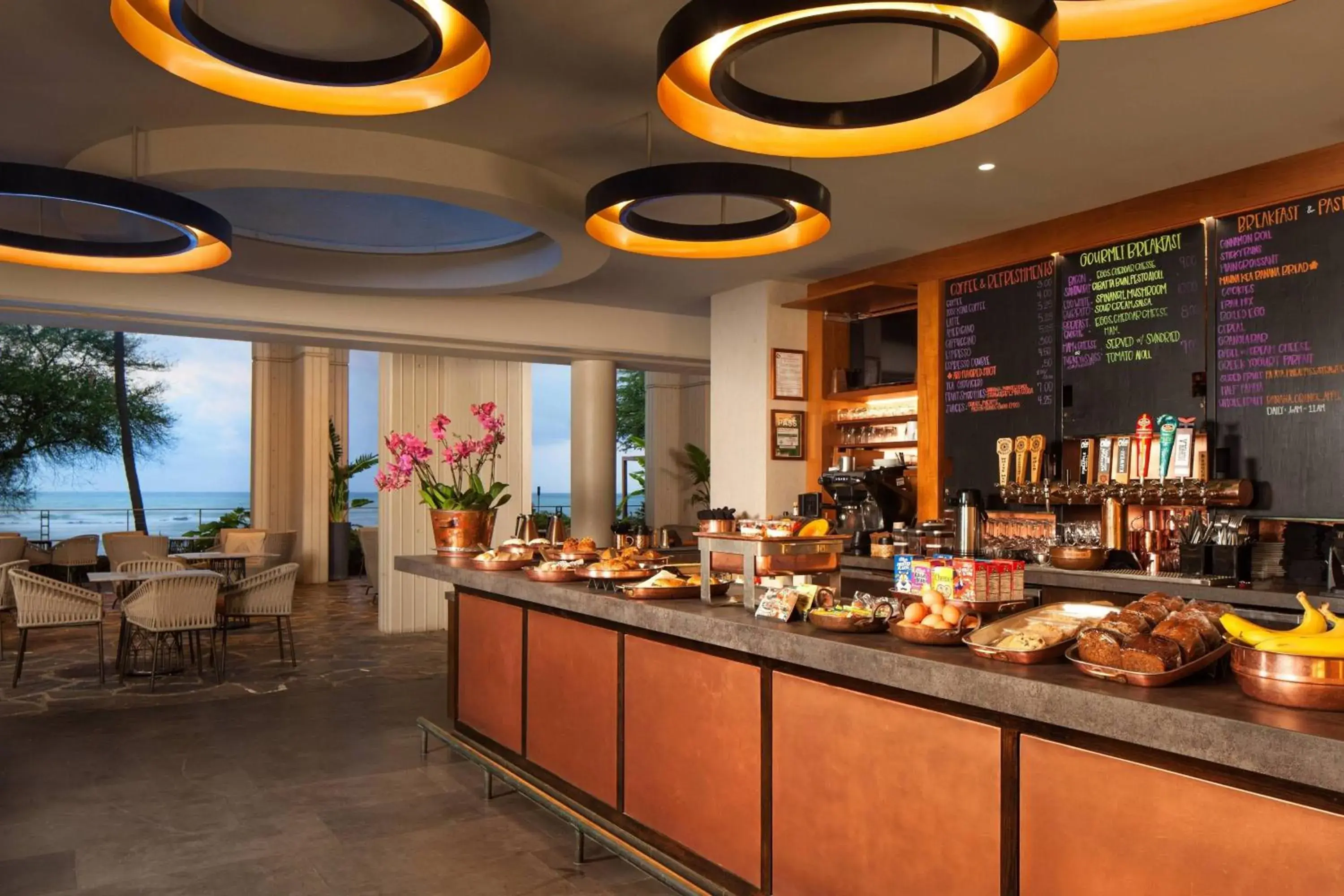 Breakfast in Mauna Kea Beach Hotel, Autograph Collection Breakfast in Mauna Kea Beach Hotel, Autograph Collection