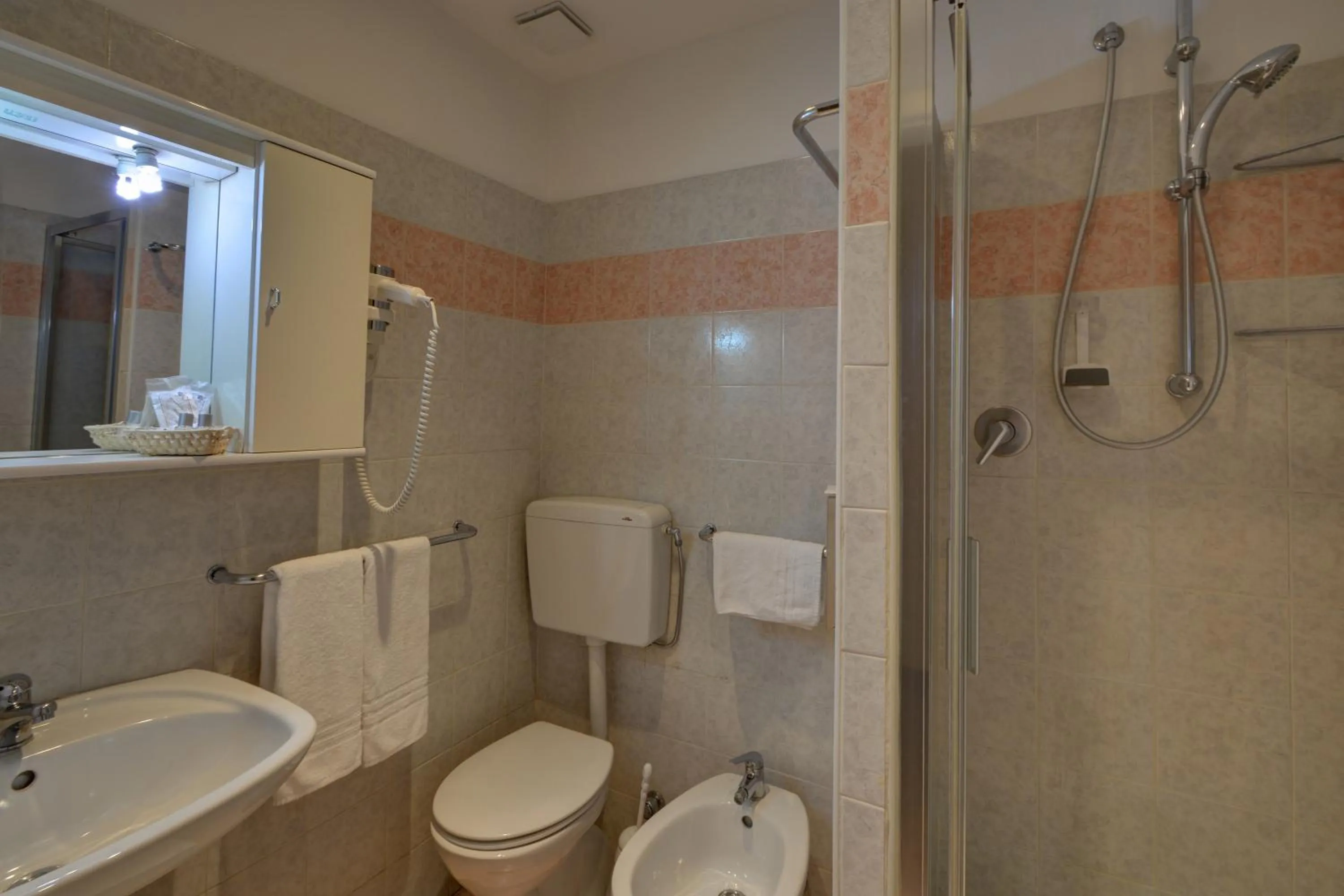 Bathroom in Hotel Universo