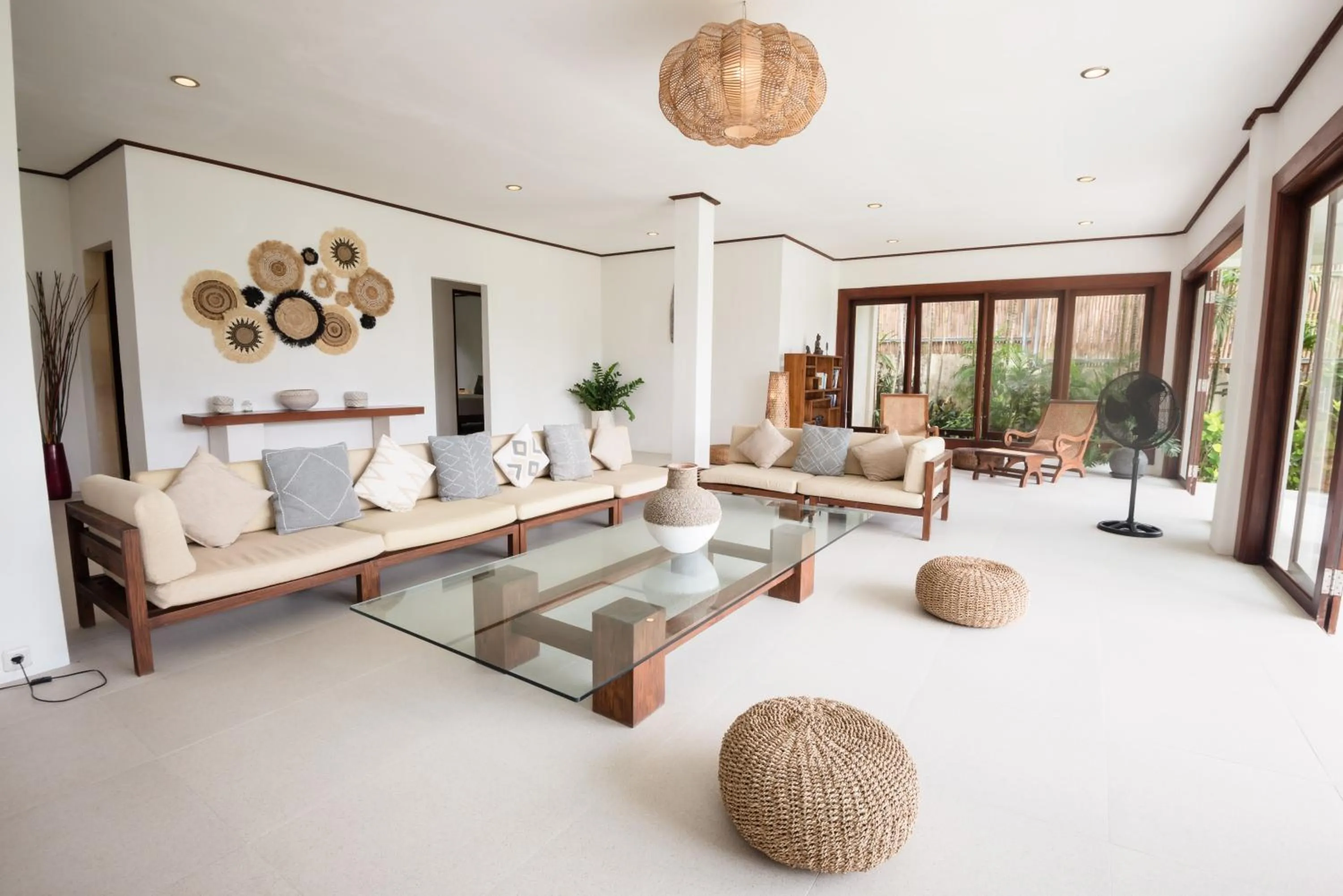 Living room, Bed in Dream View Villa