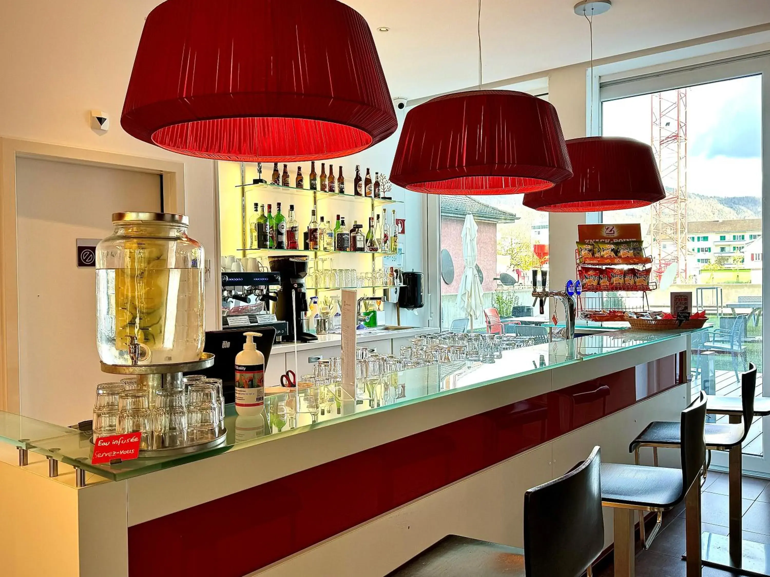 Lounge or bar in ibis Delémont Lounge or bar in ibis Delémont