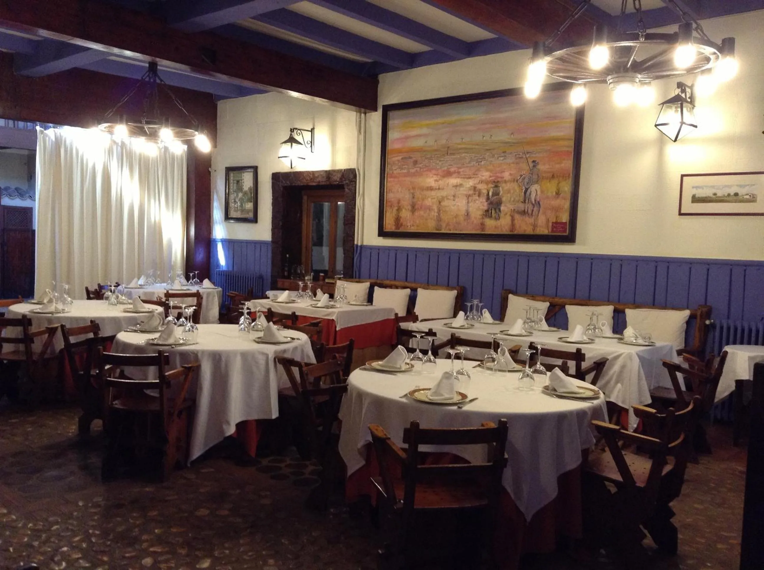Restaurant/places to eat in Hotel Mesón de Don Quijote