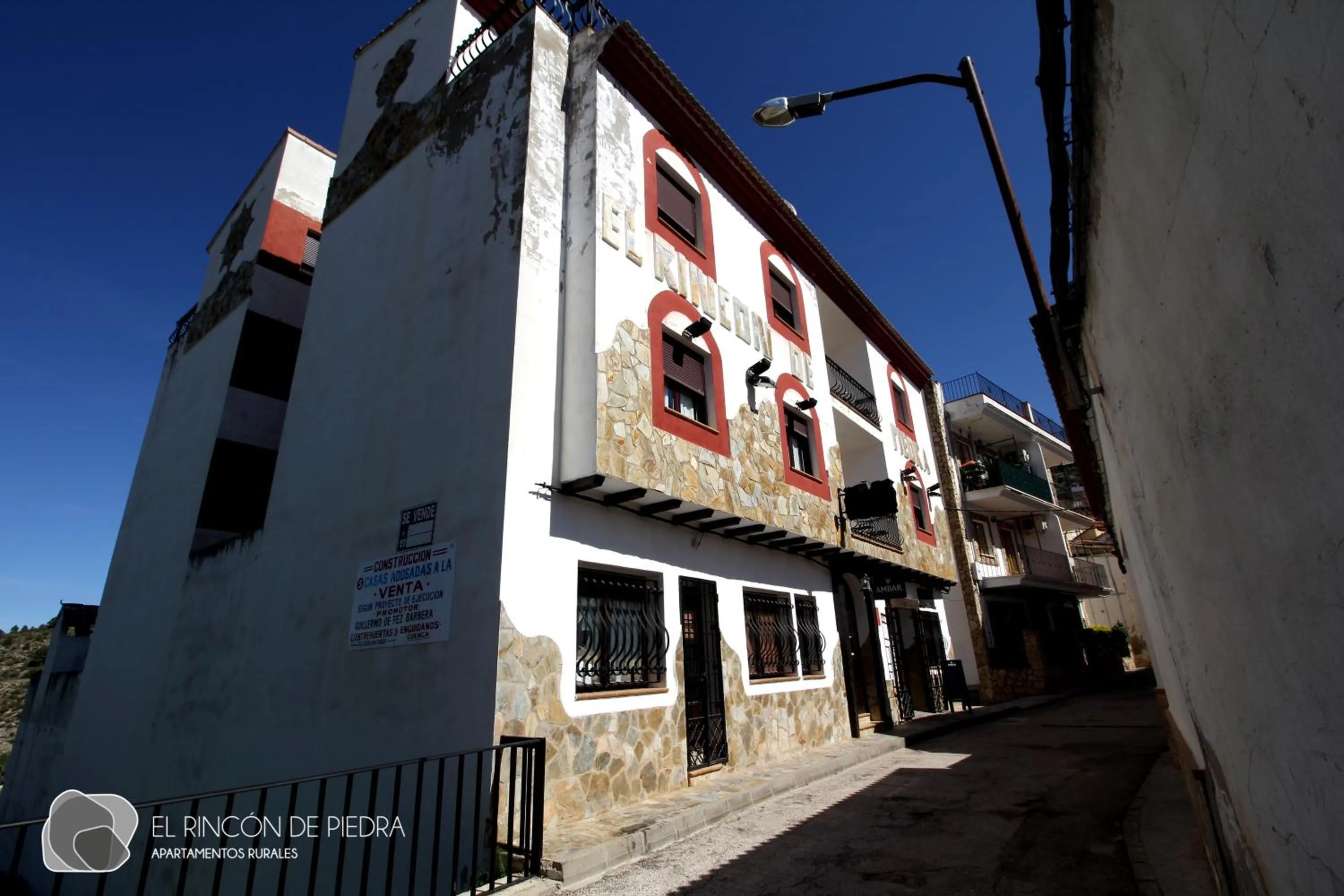 Property building in El Rincon de Piedra