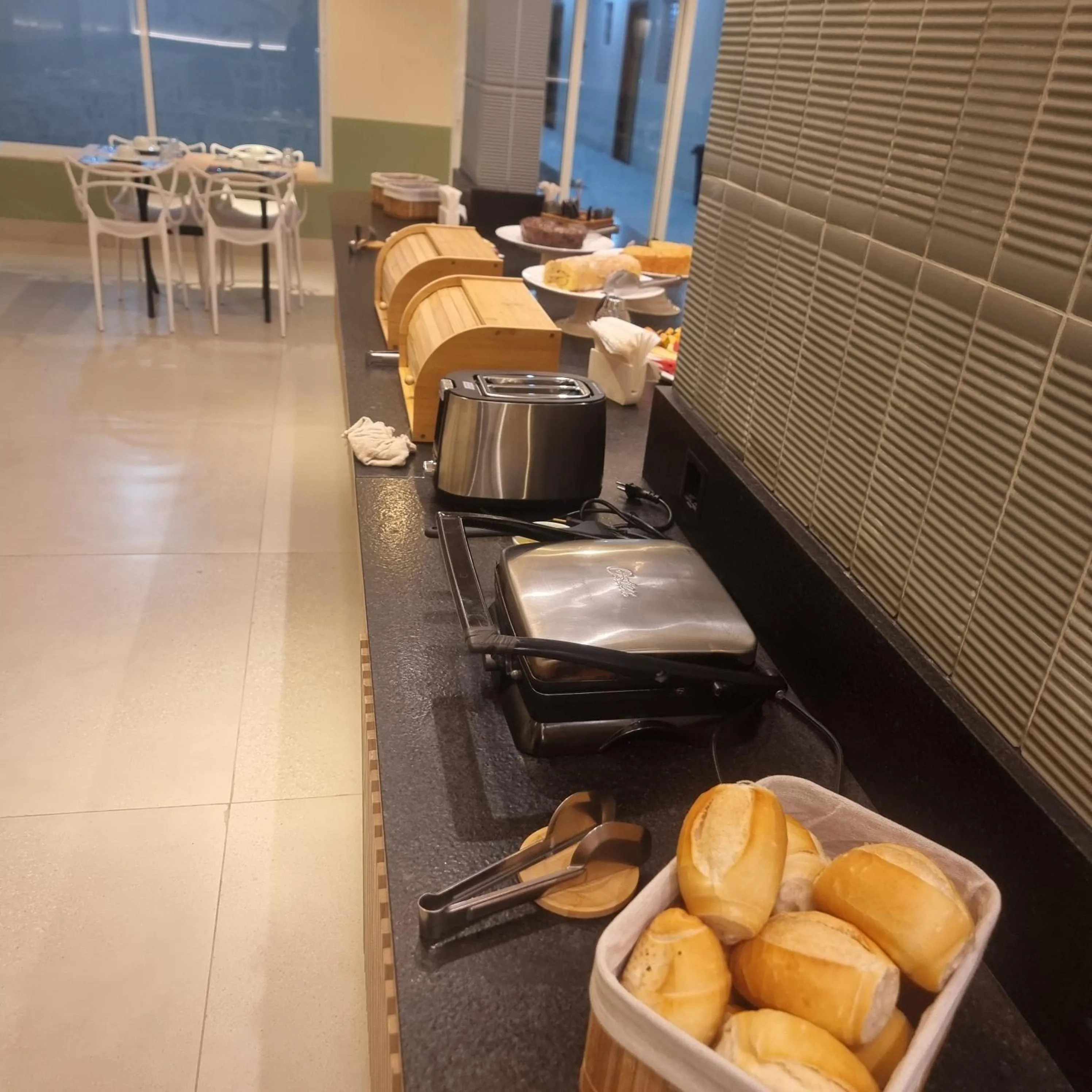 Breakfast in Hotel Refugio