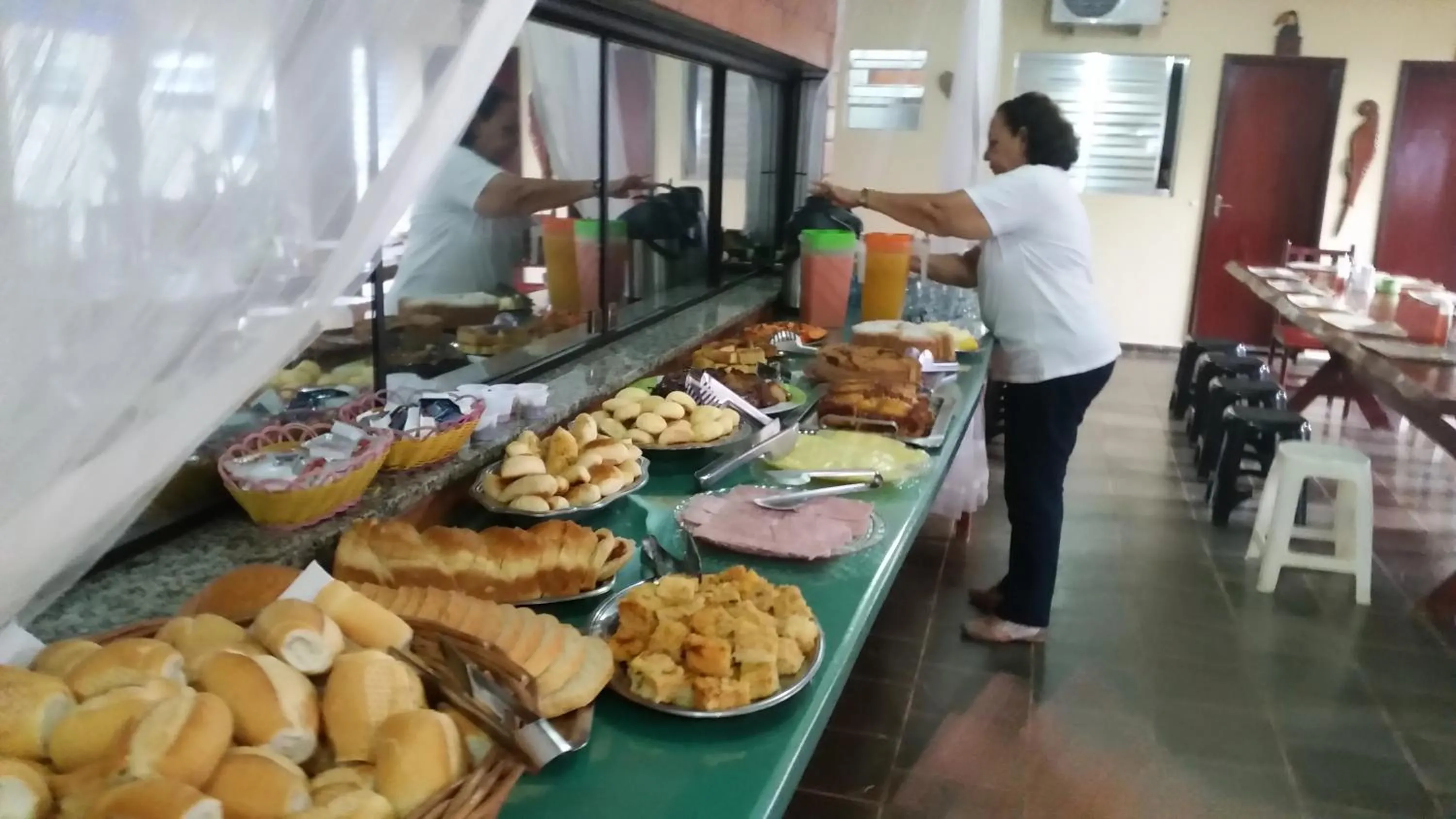 Food and drinks in Hotel Refugio