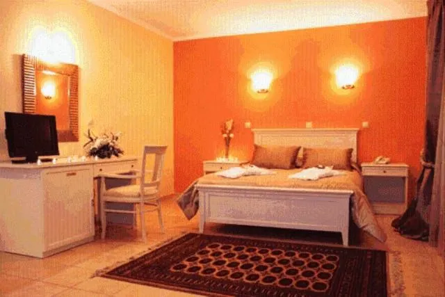 Bed in Asteras Hotel