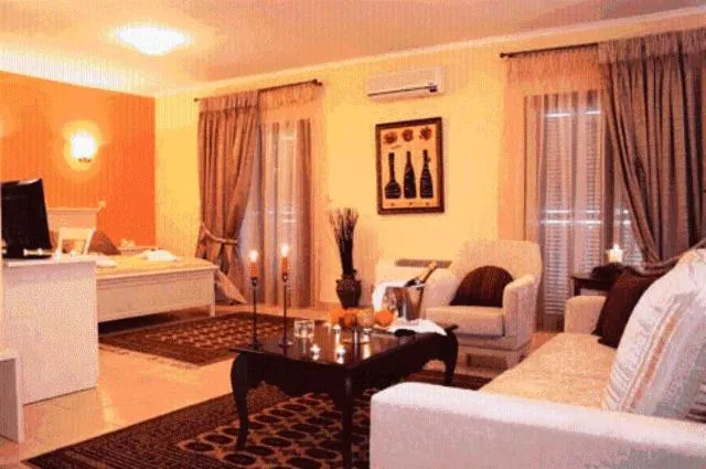 Photo of the whole room in Asteras Hotel