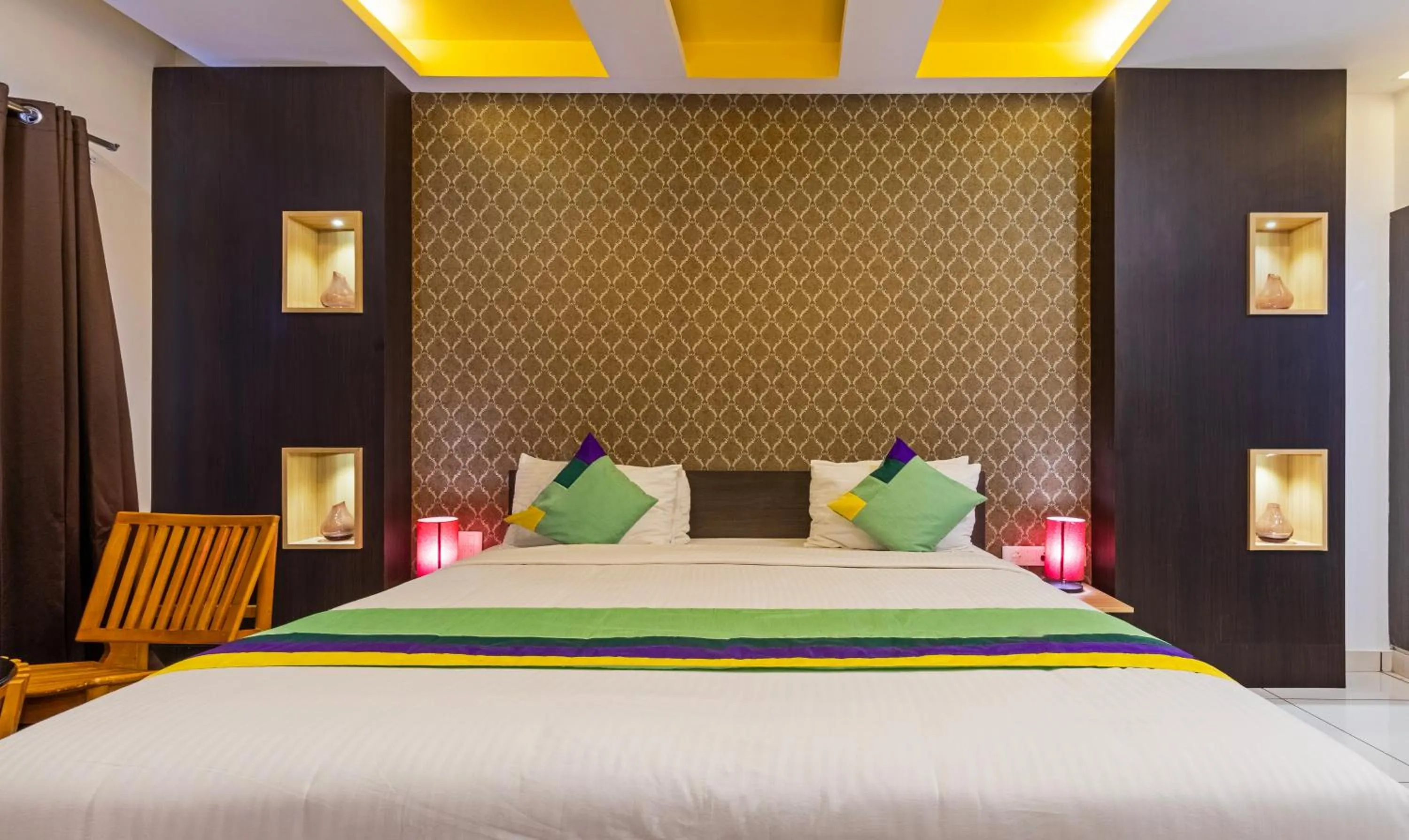 Bedroom, Bed in Treebo Grand Canyon By D2V