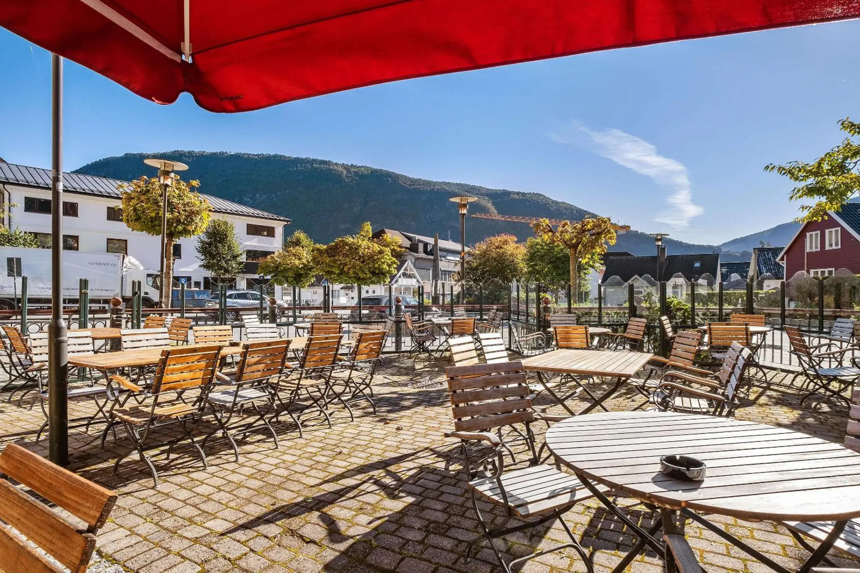 Property building in Best Western Laegreid Hotell Property building in Best Western Laegreid Hotell