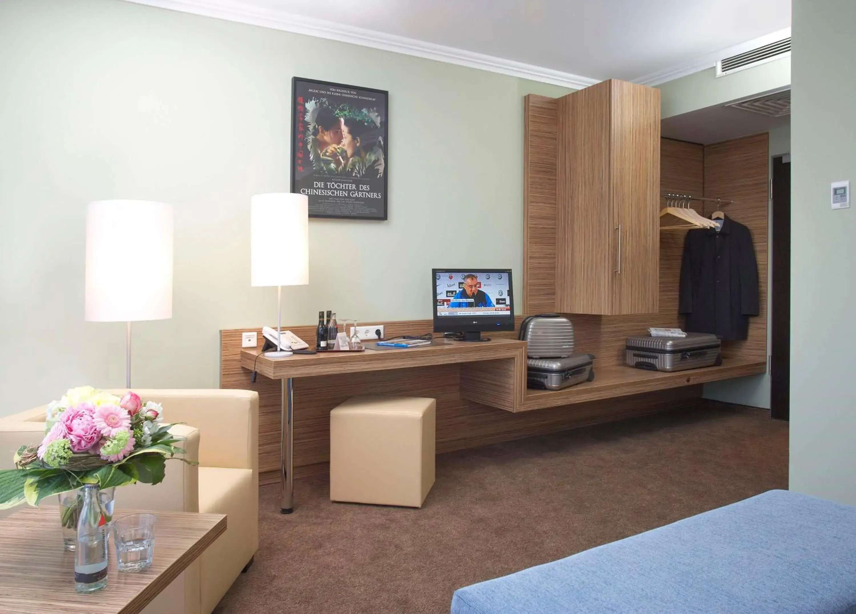 Bedroom, Bed in Hotel Central Regensburg CityCentre, Sure Hotel Collection by Best Western Bedroom, Bed in Hotel Central Regensburg CityCentre, Sure Hotel Collection by Best Western