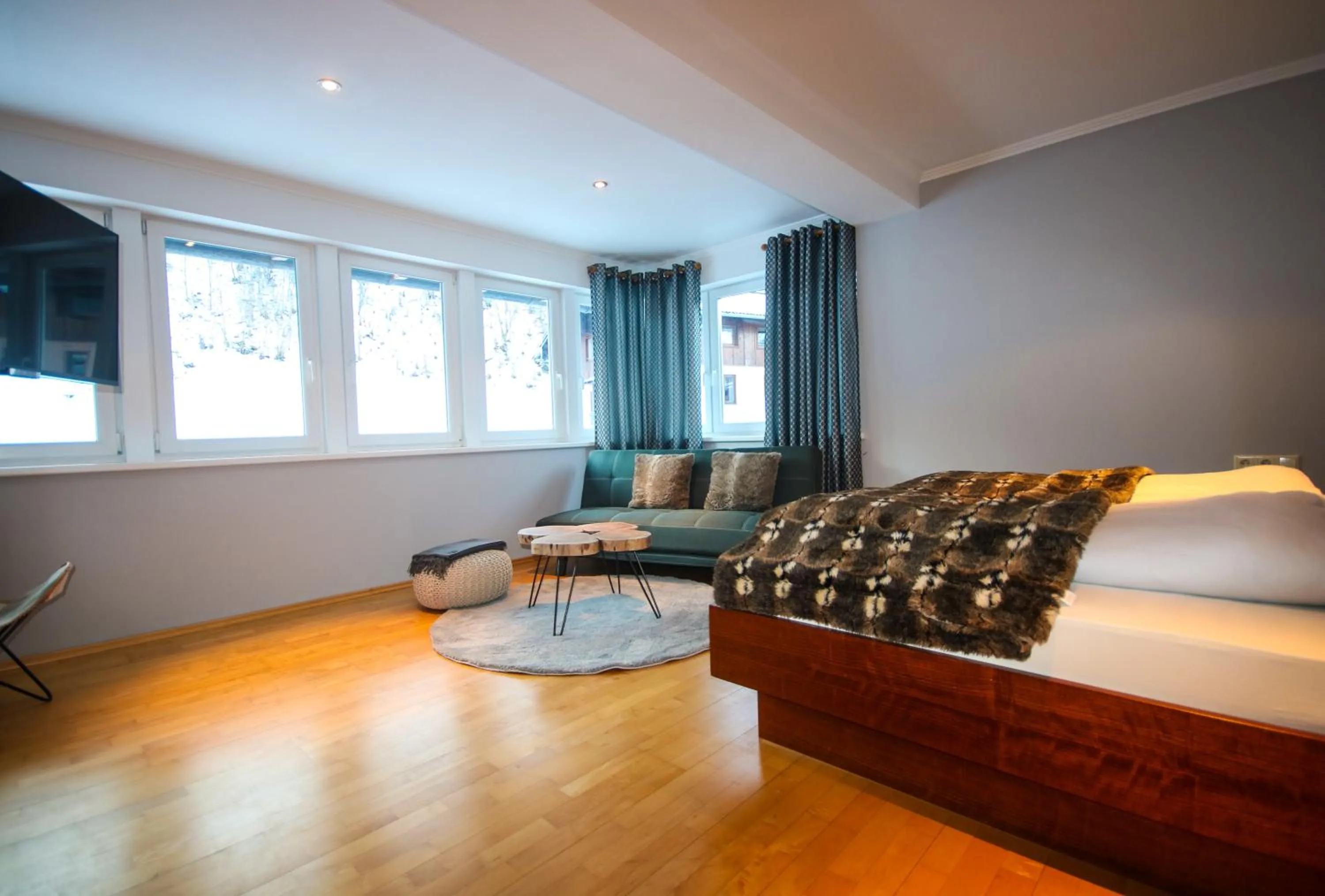 Seating area, Bed in Bosek`s
