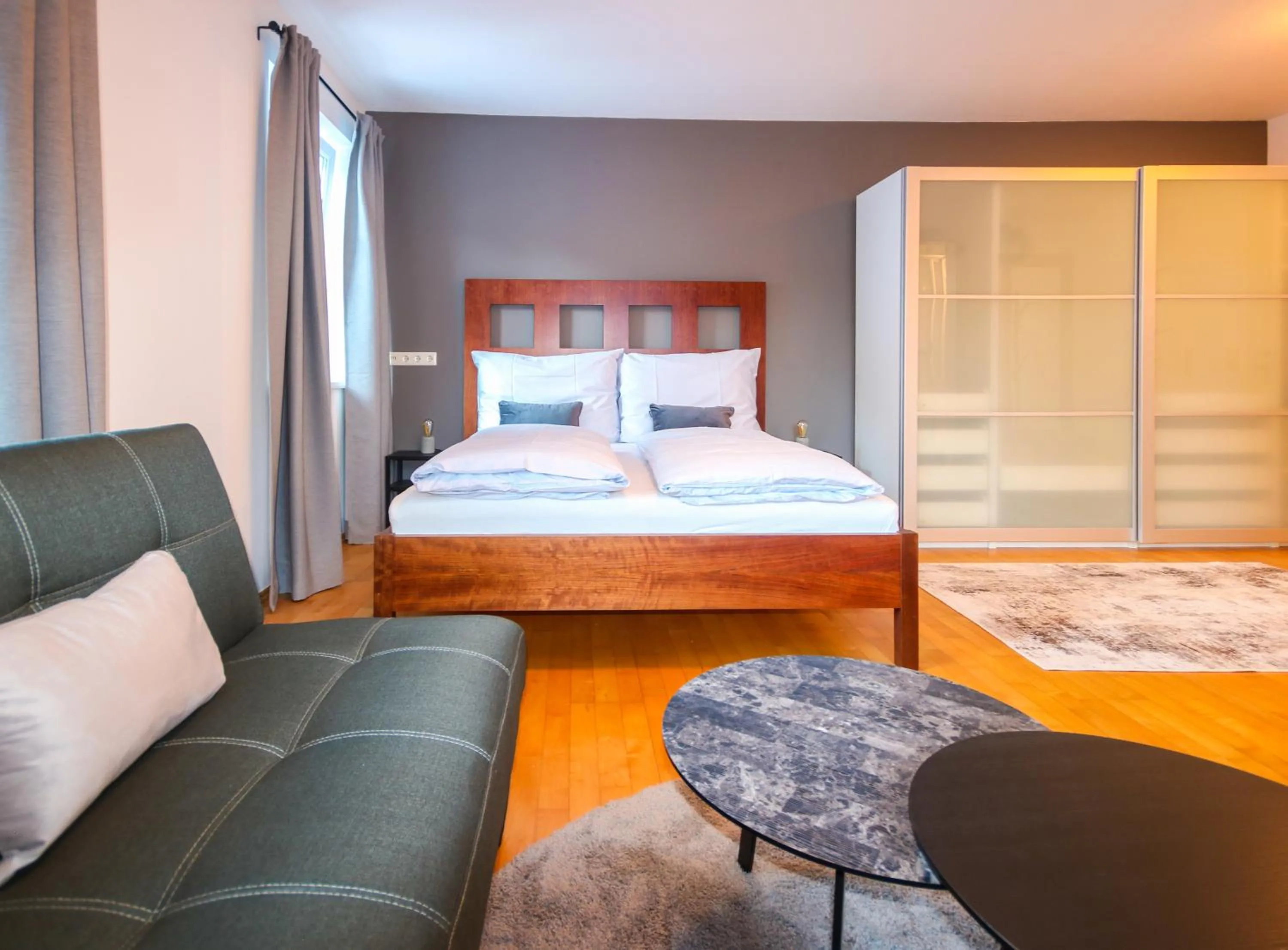 Photo of the whole room, Bed in Bosek`s
