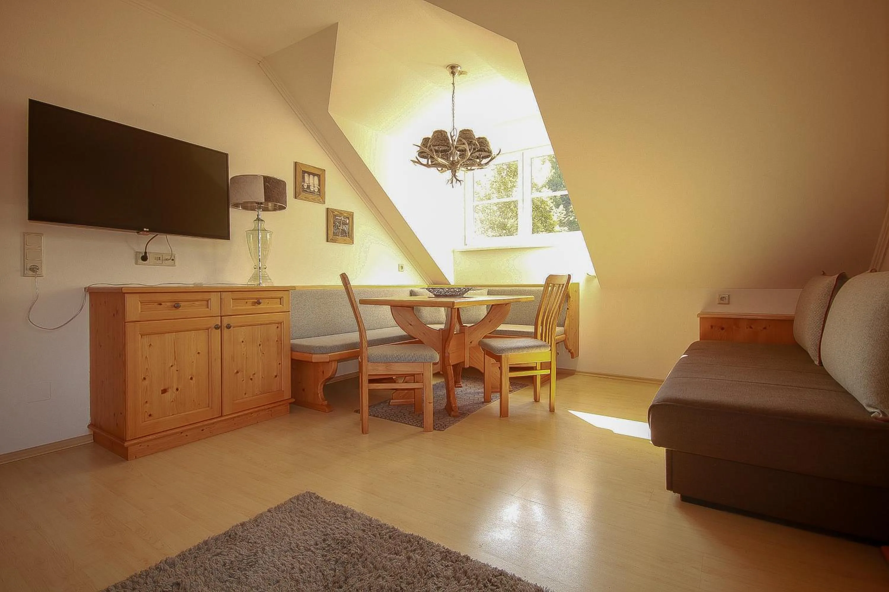 Communal lounge/ TV room in Bosek`s
