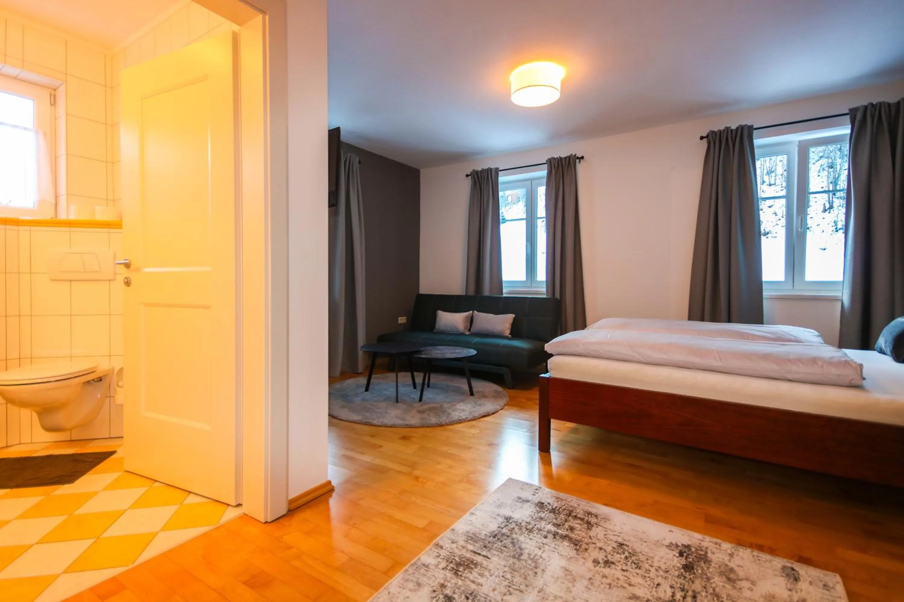 Photo of the whole room, Bed in Bosek`s