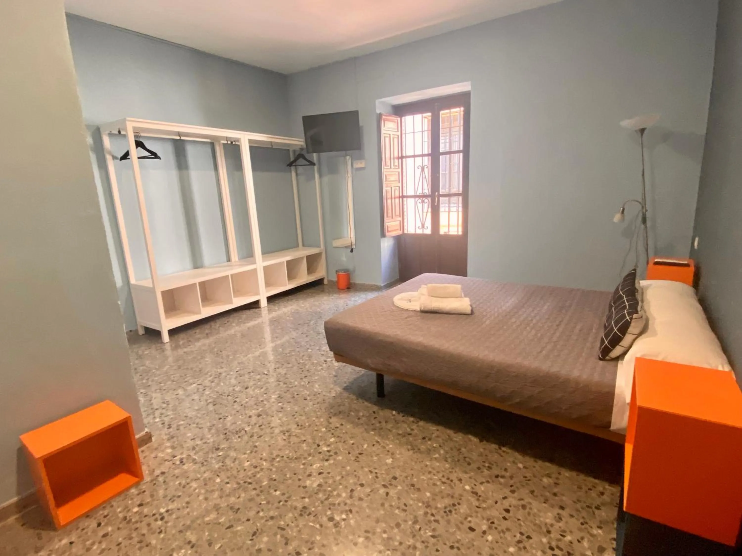 Bed in Patio de la Plateria