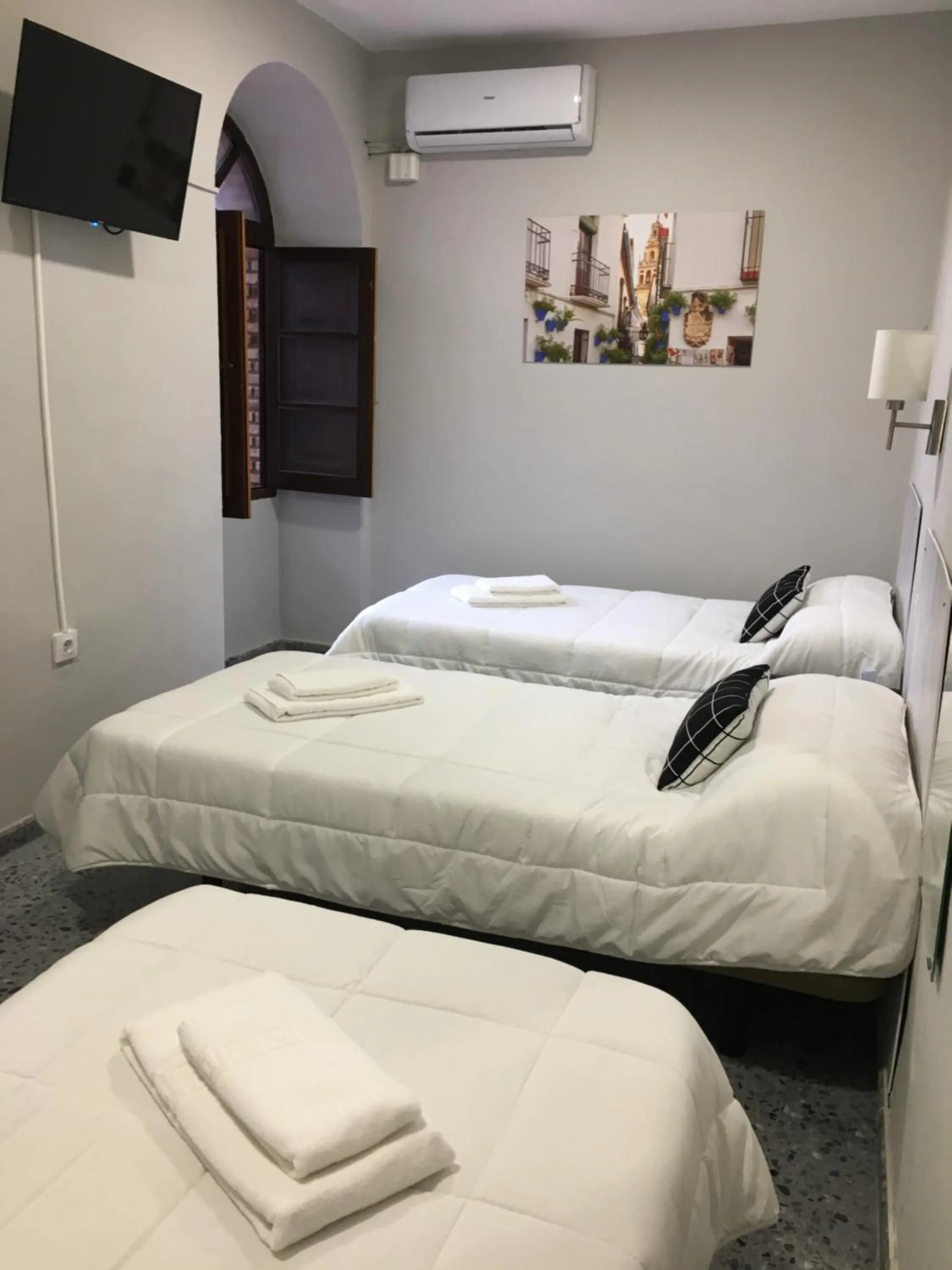 Bed in Patio de la Plateria