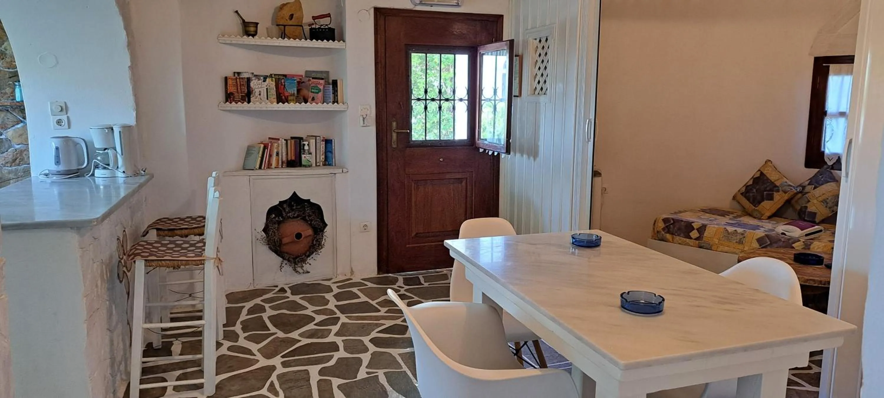 Dining area in Villa Mantalena