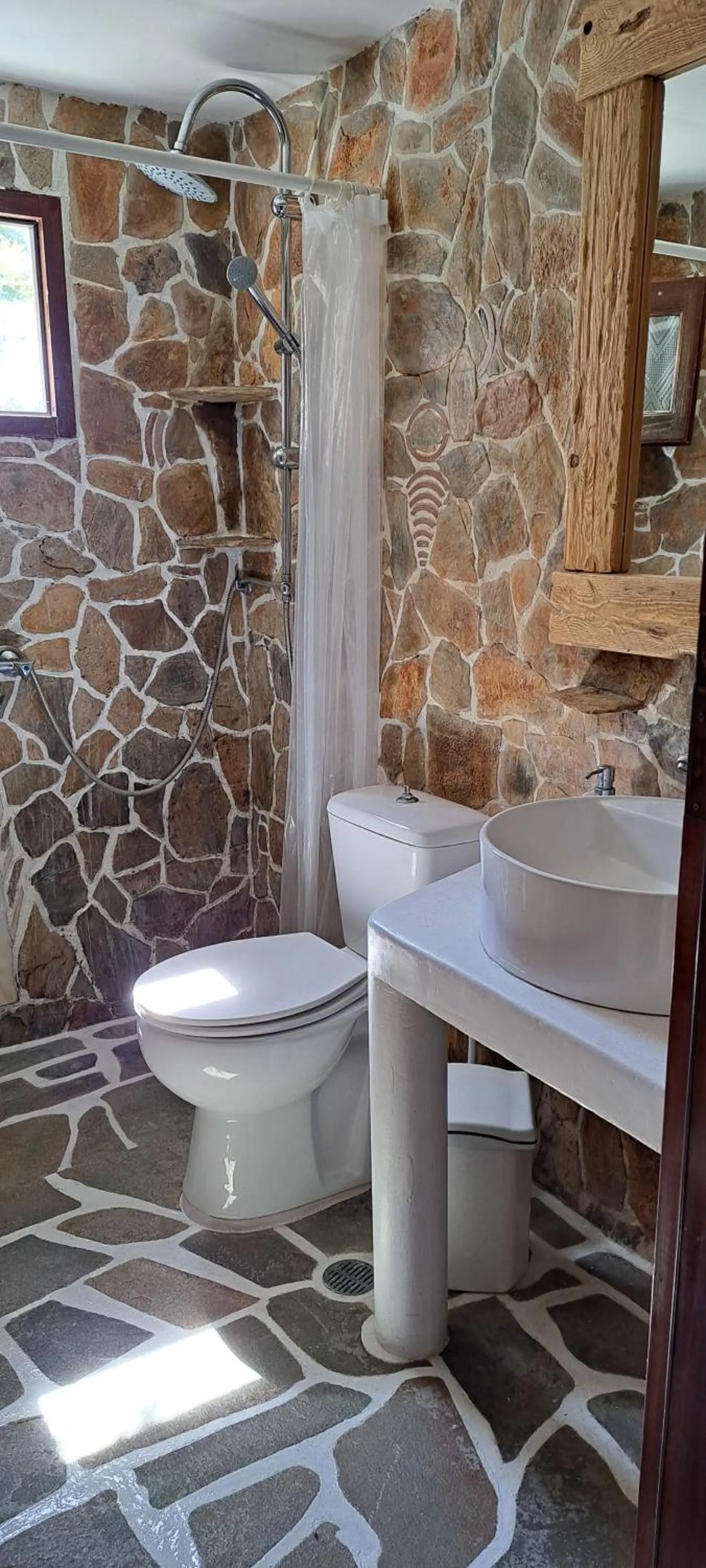 Toilet in Villa Mantalena