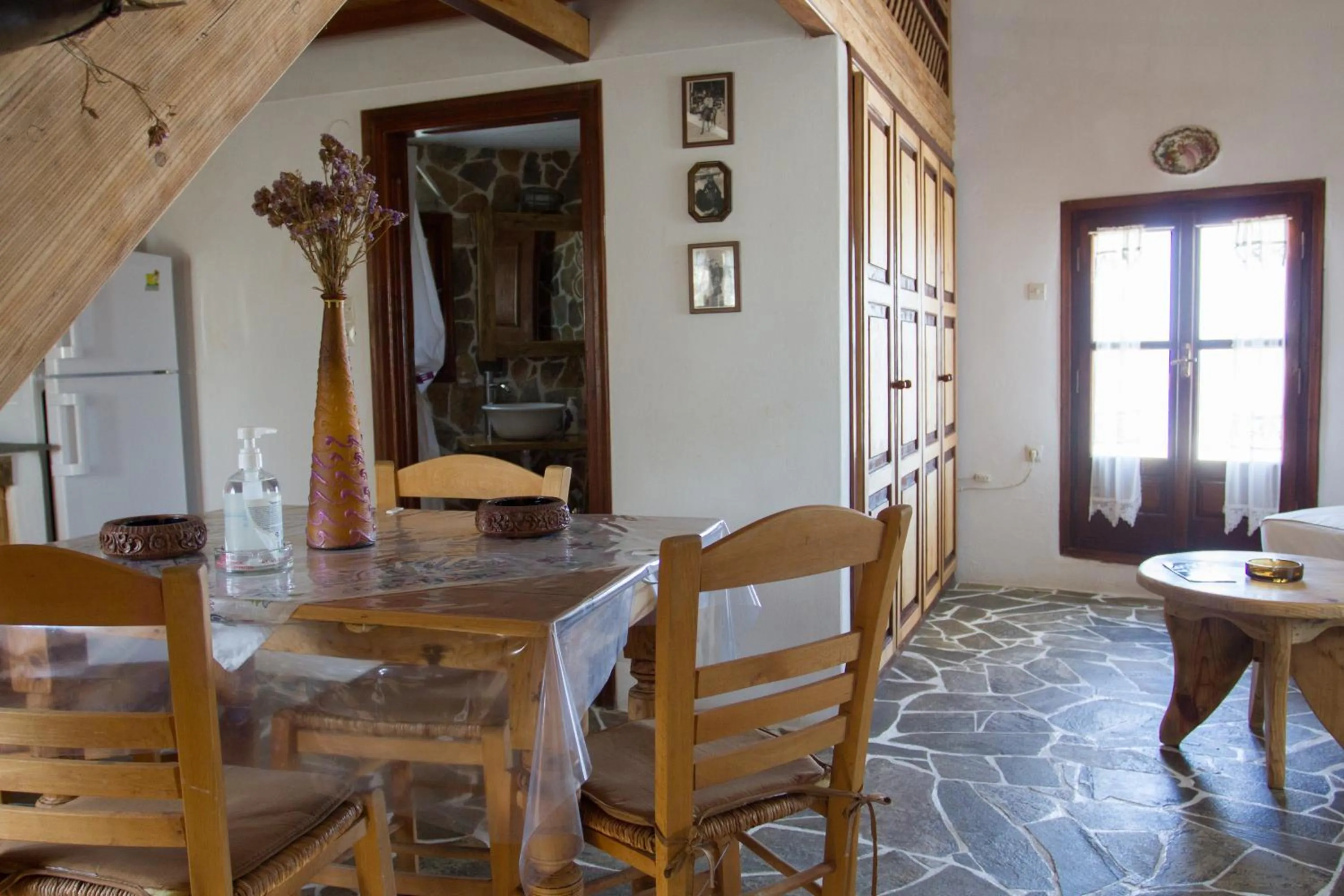 Dining area in Villa Mantalena