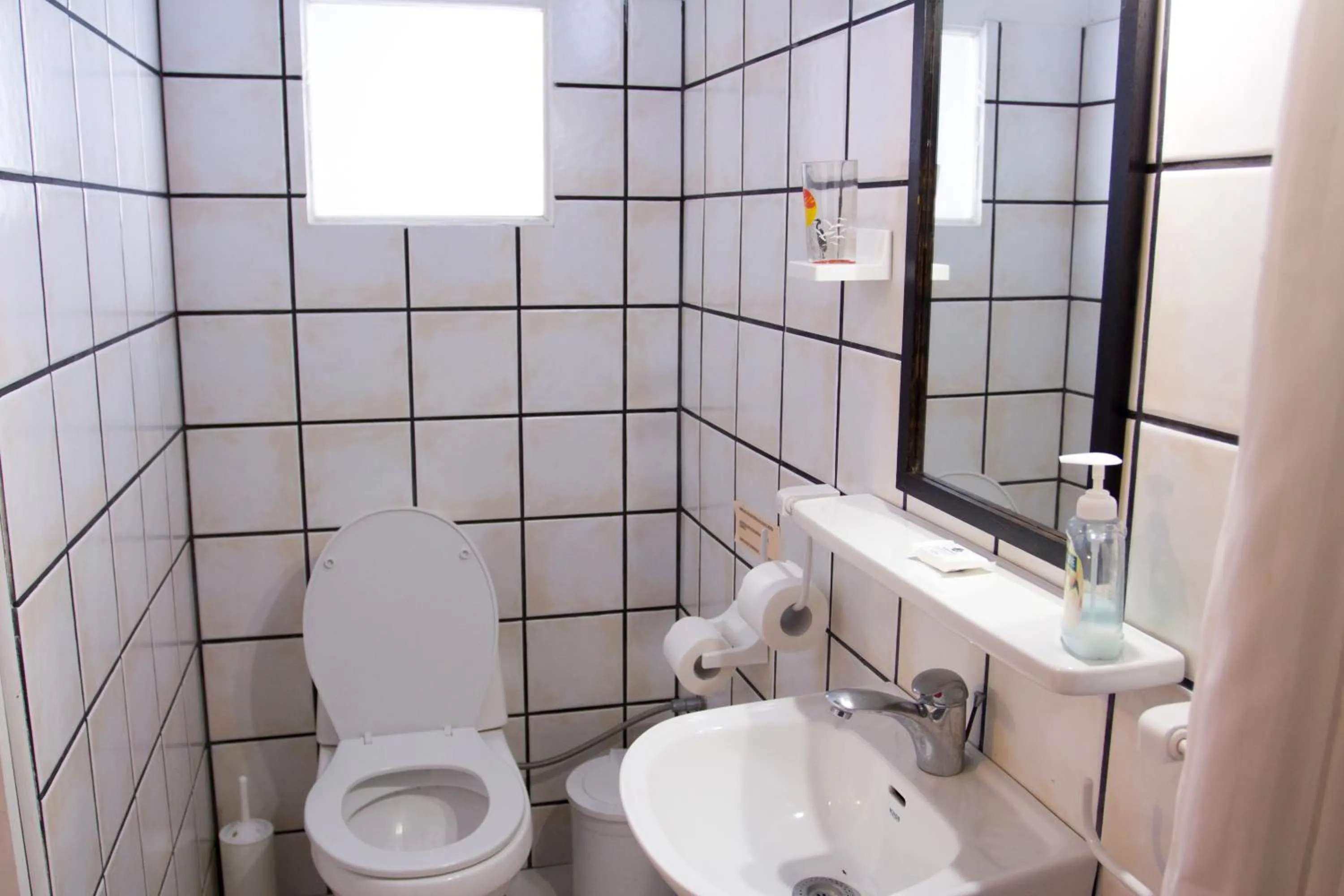 Toilet in Villa Mantalena