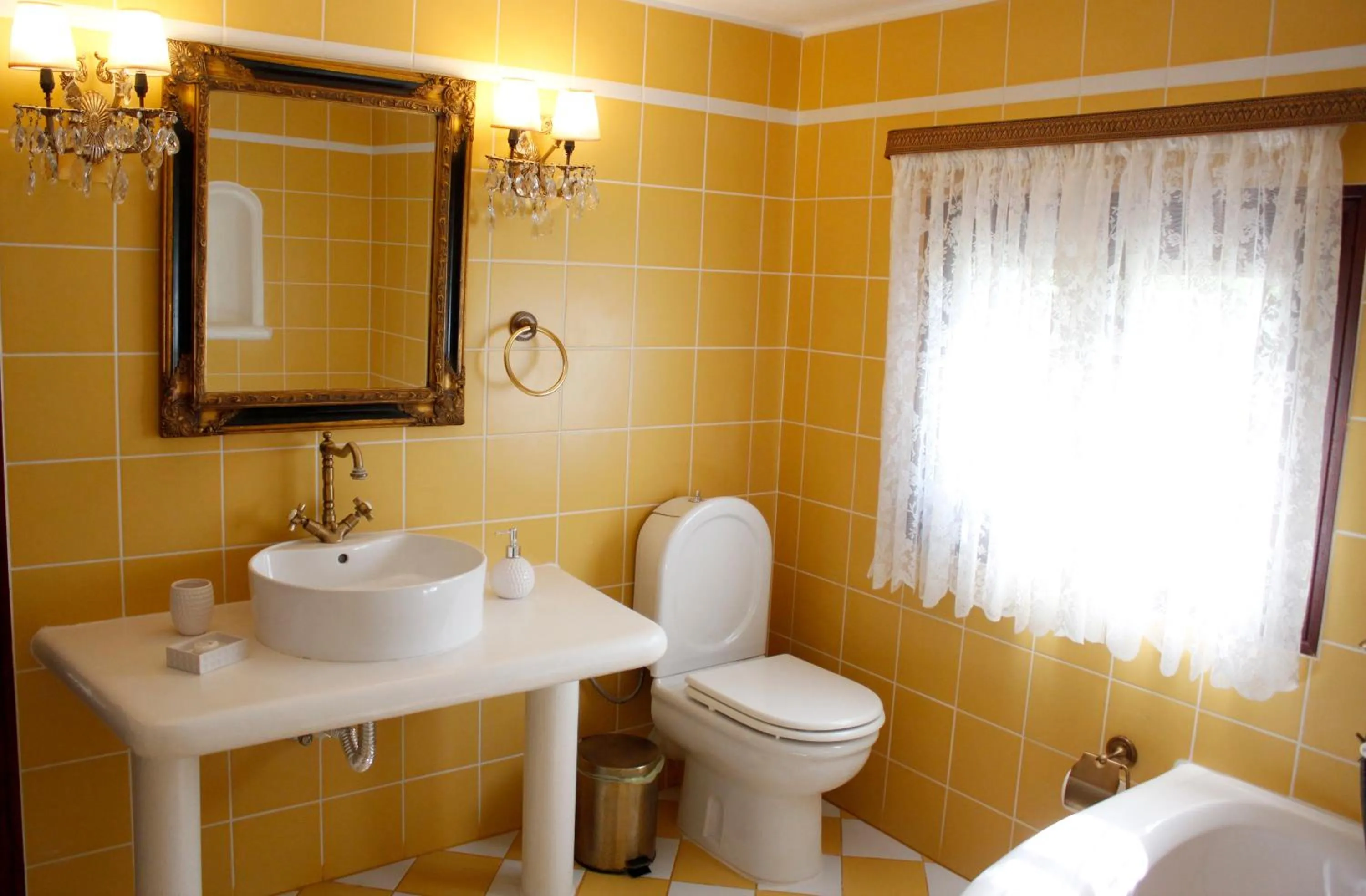 Toilet in Villa Mantalena