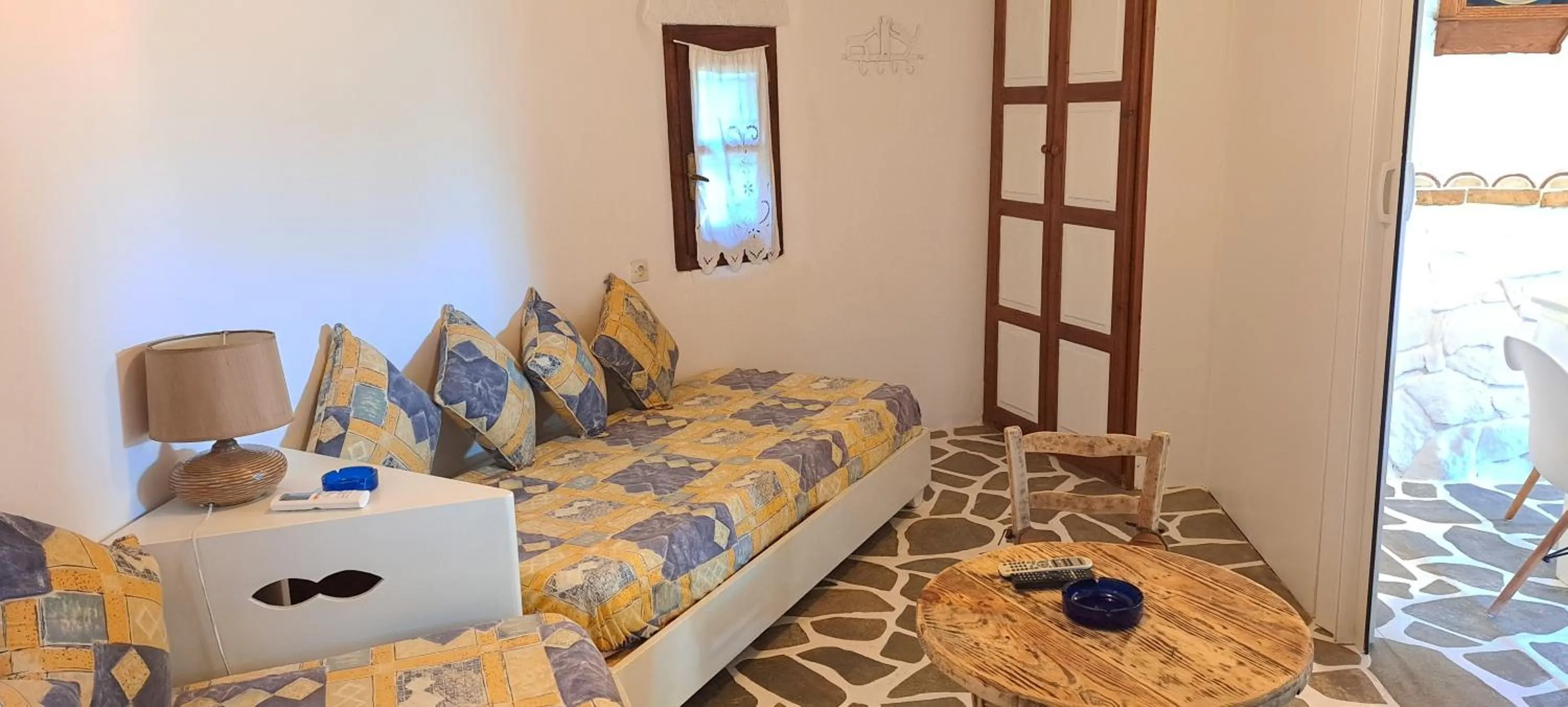 Bed in Villa Mantalena