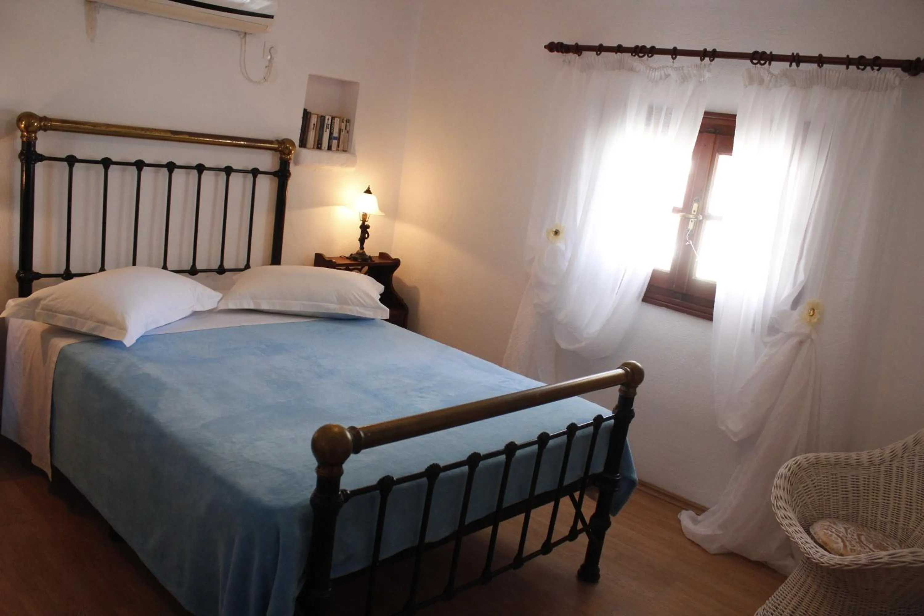Bed in Villa Mantalena