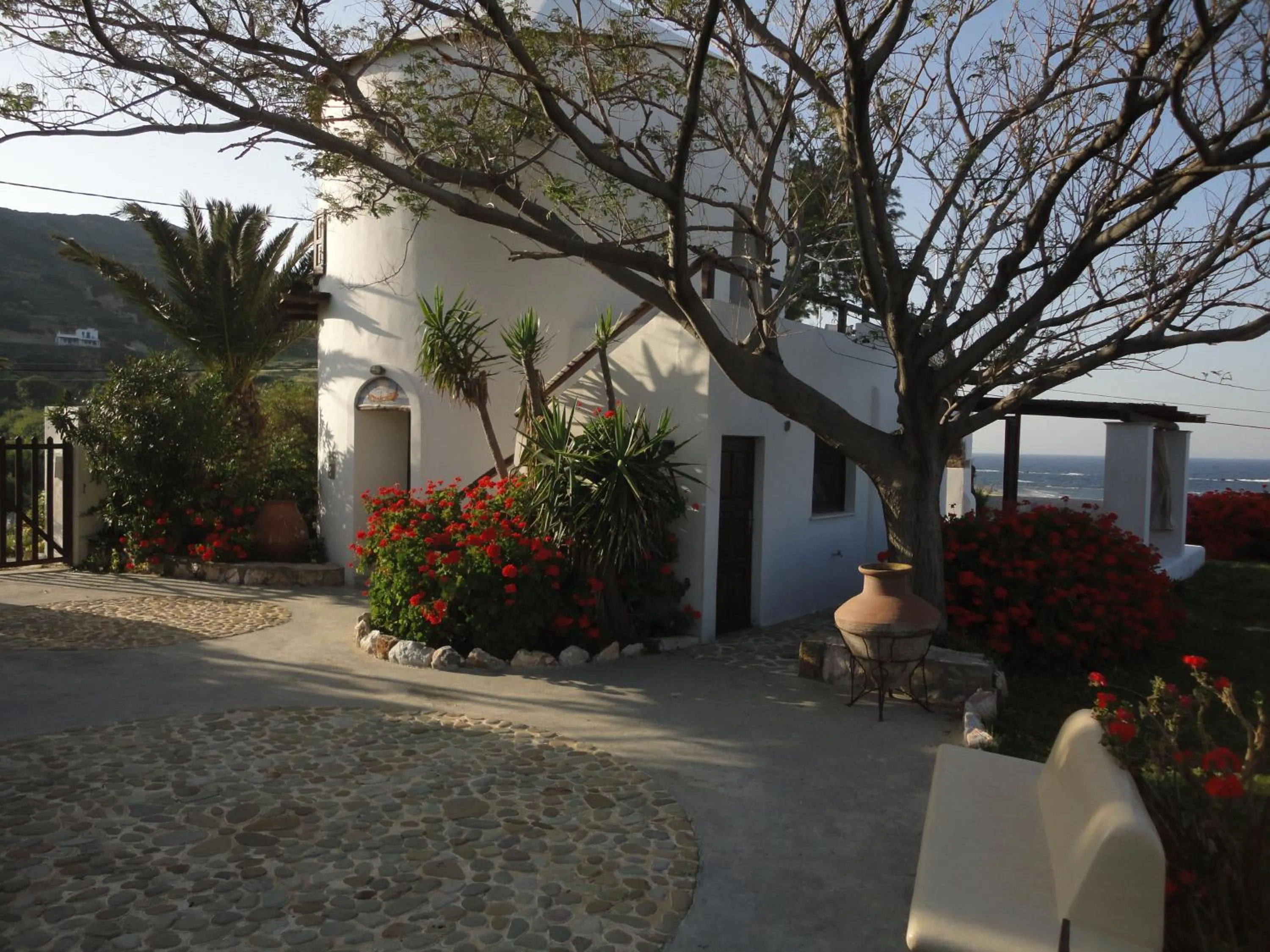 Property building in Villa Mantalena