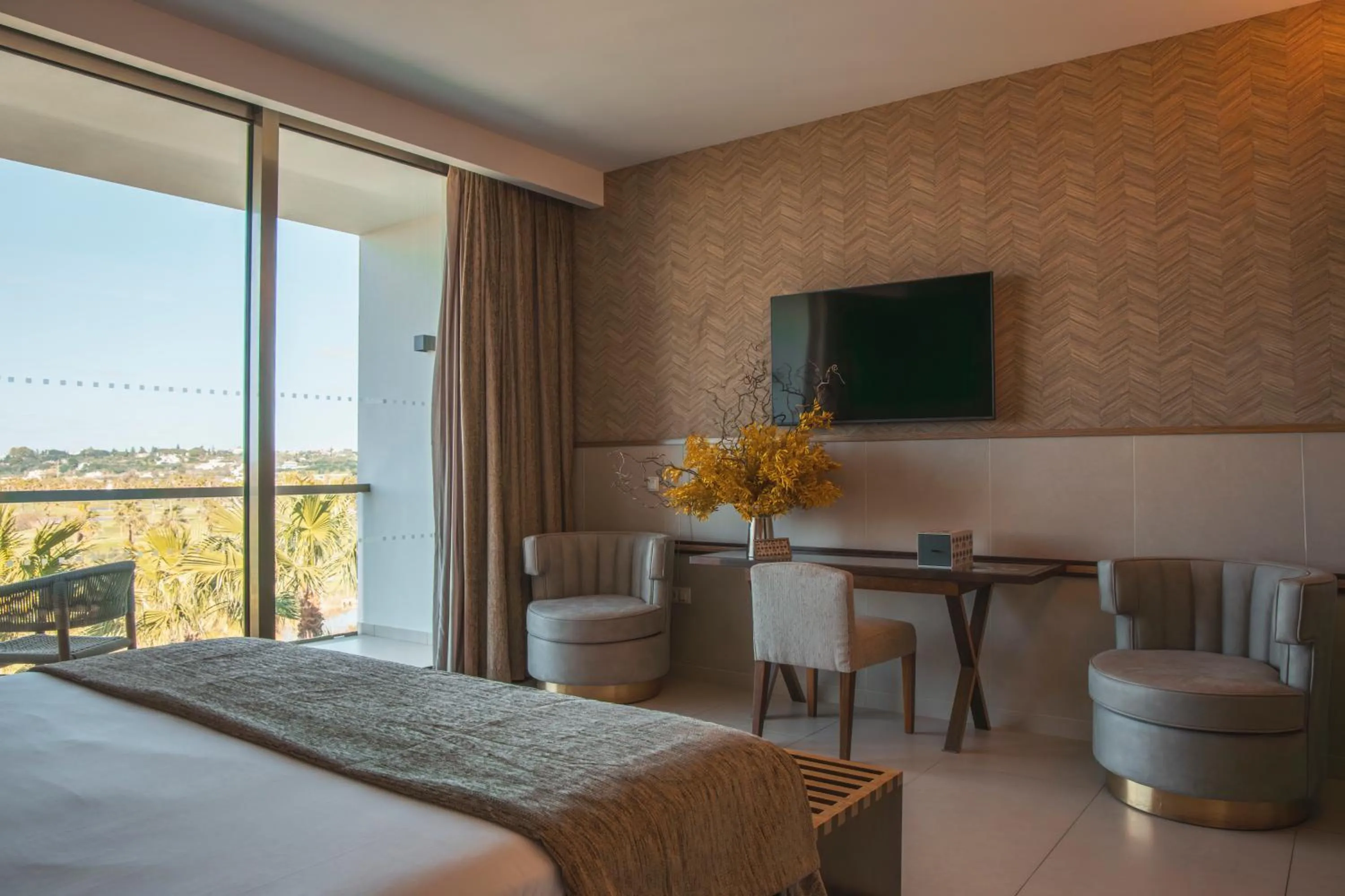 Bedroom, Bed in Wine & Books by the Sea, Algarve Resort