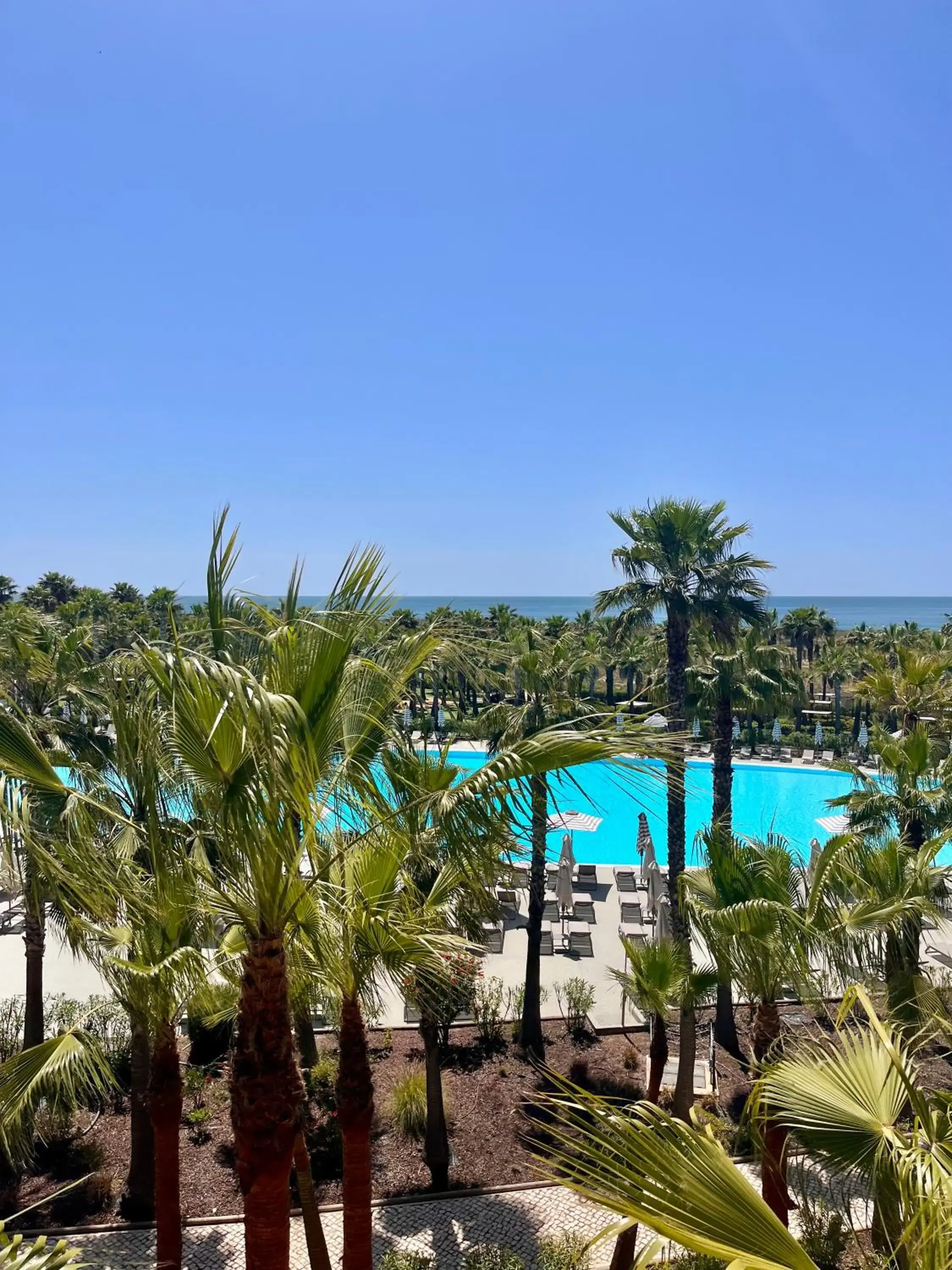 Pool view in VidaMar Resort Hotel Algarve Pool view in VidaMar Resort Hotel Algarve