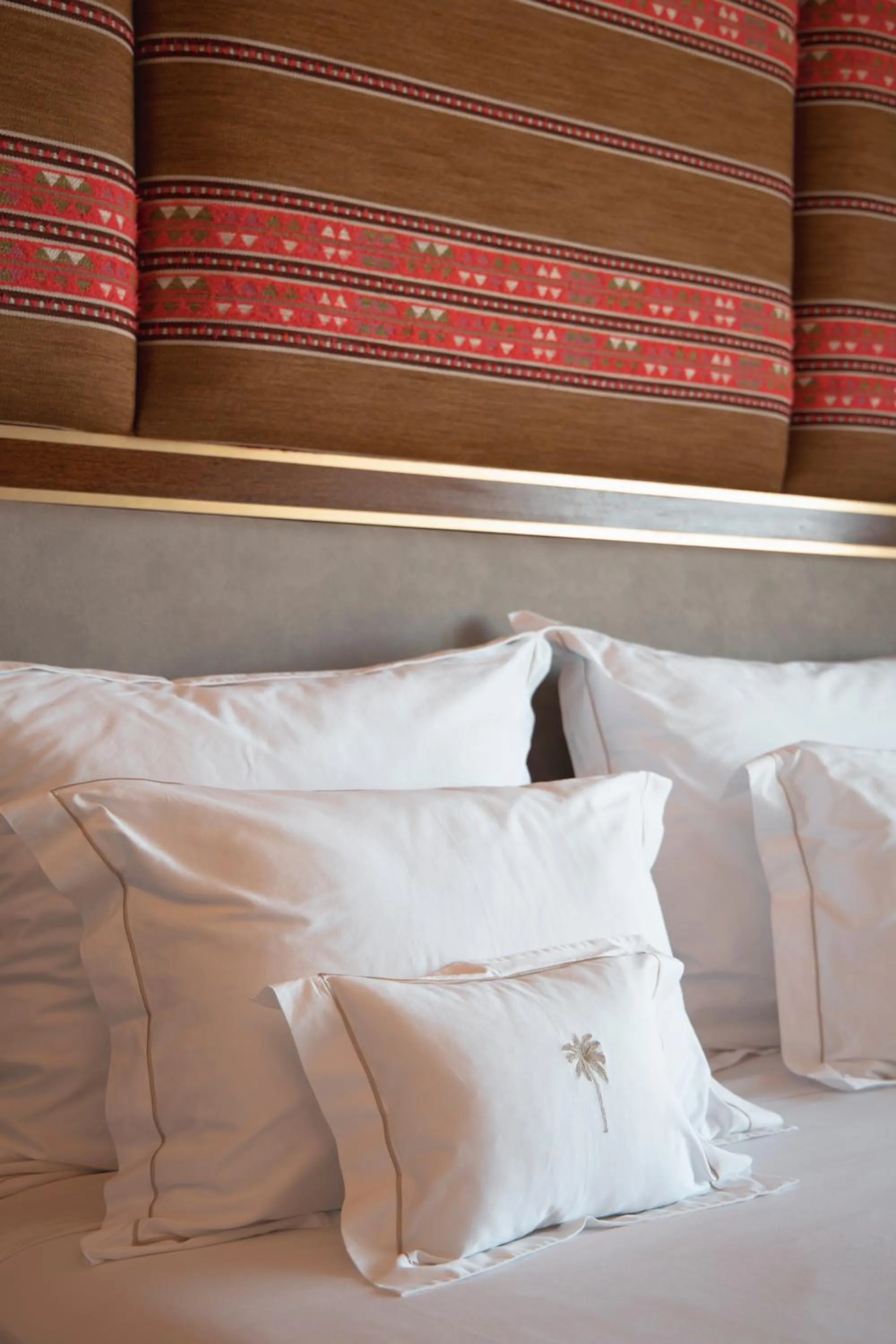 Other, Bed in Wine & Books by the Sea, Algarve Resort