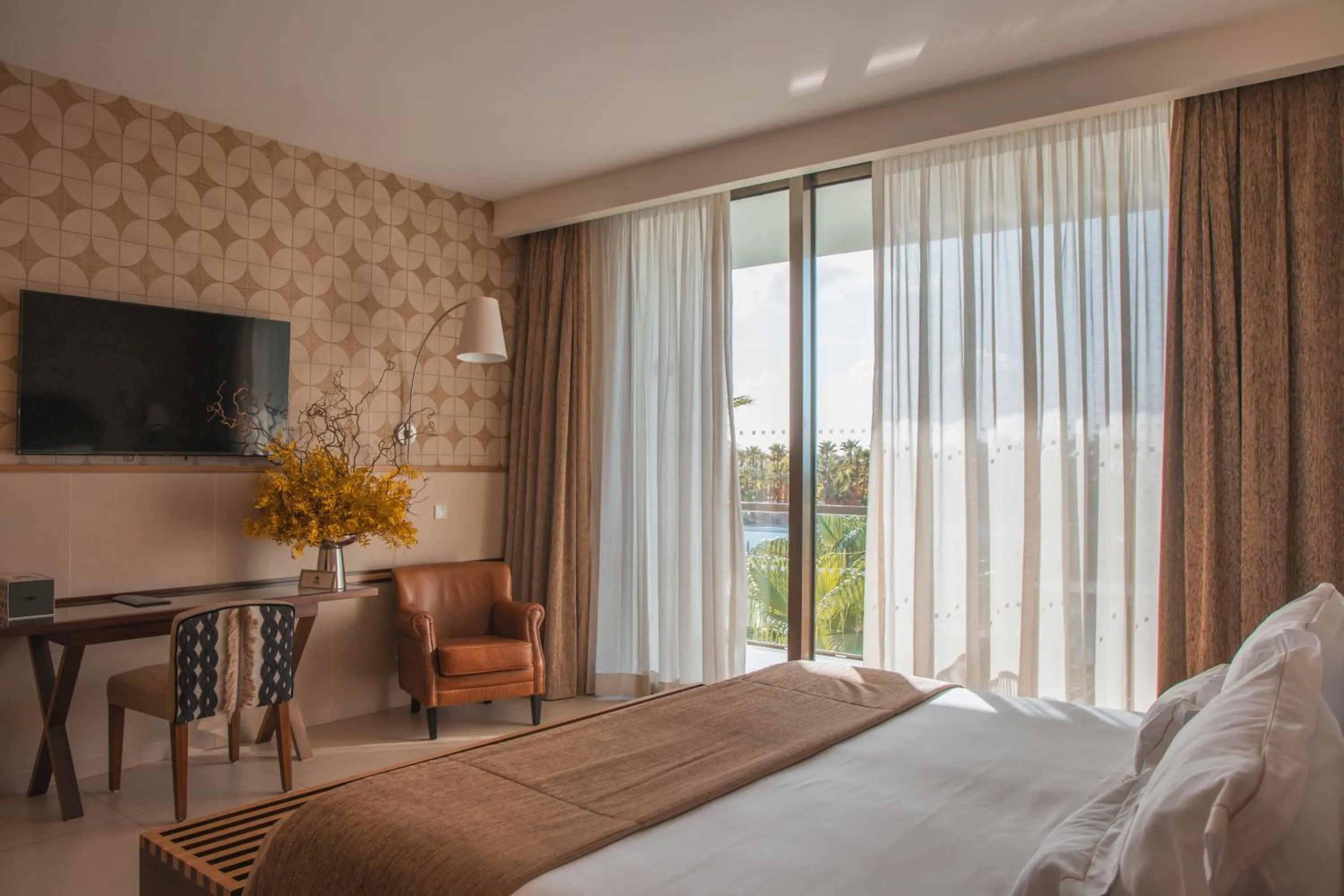 Bedroom, Bed in Wine & Books by the Sea, Algarve Resort