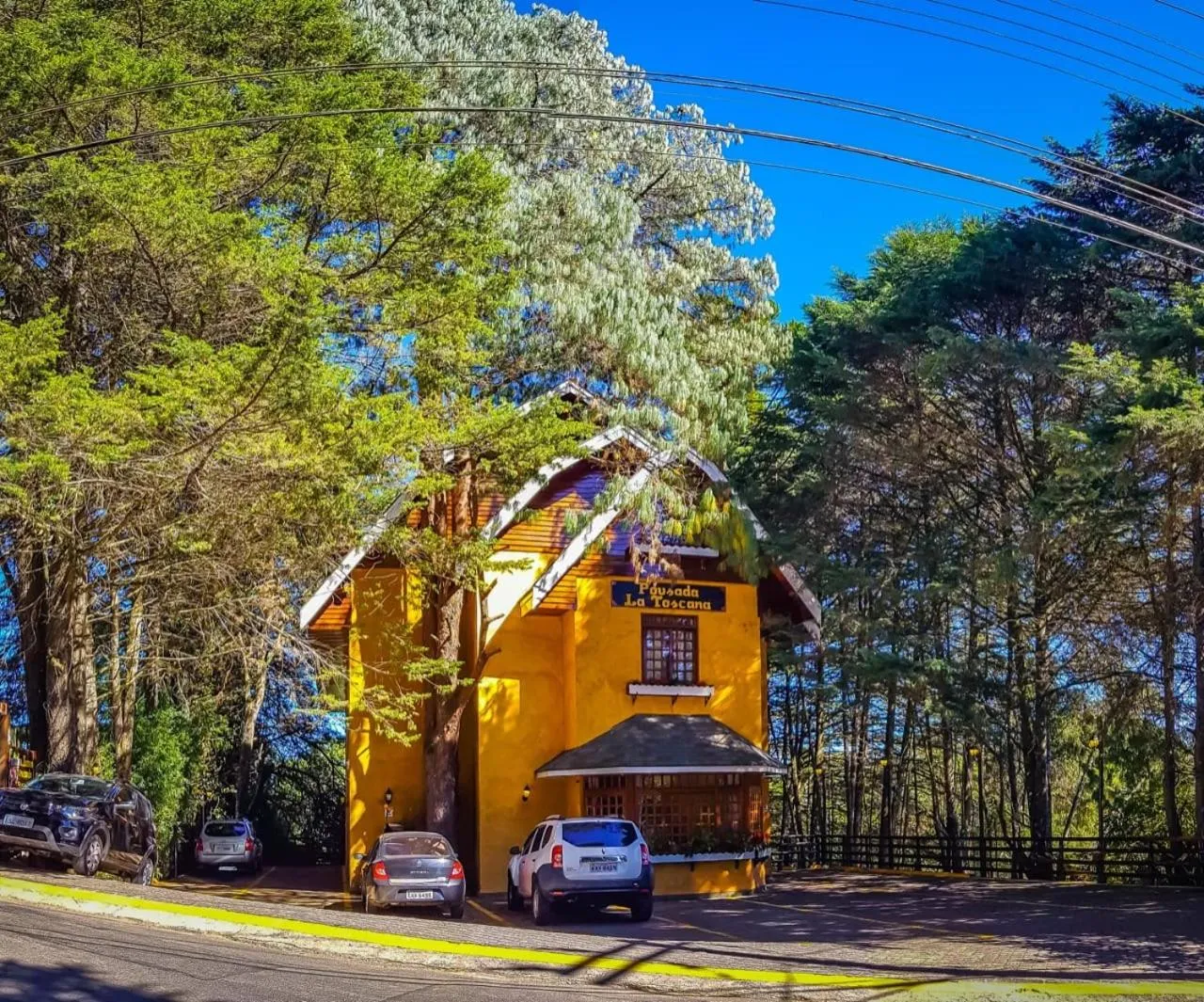 Property building in Pousada La Toscana Campos do Jordão