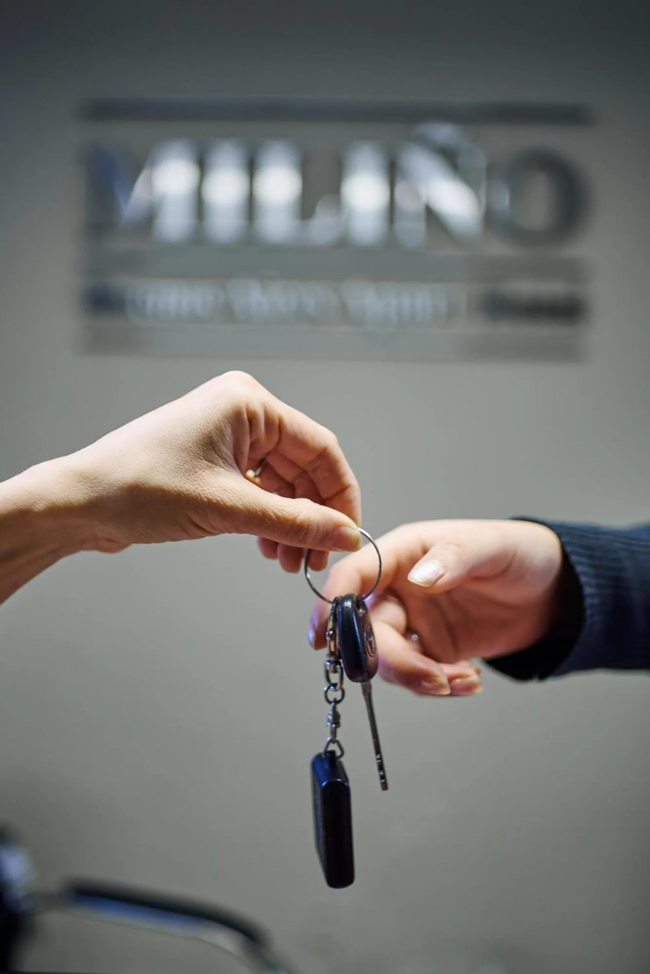 People in Miliño Apart Hotel