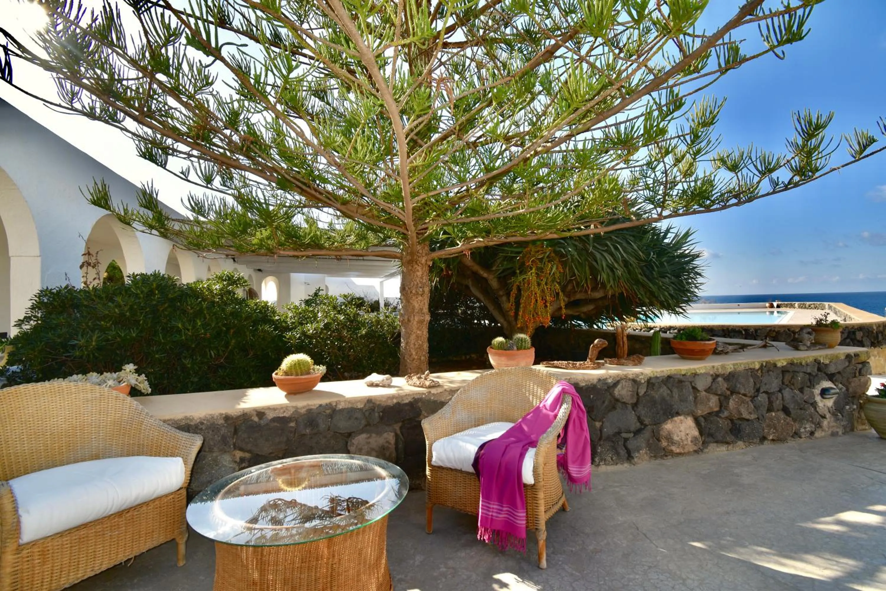 Garden in Cossyra Hotel