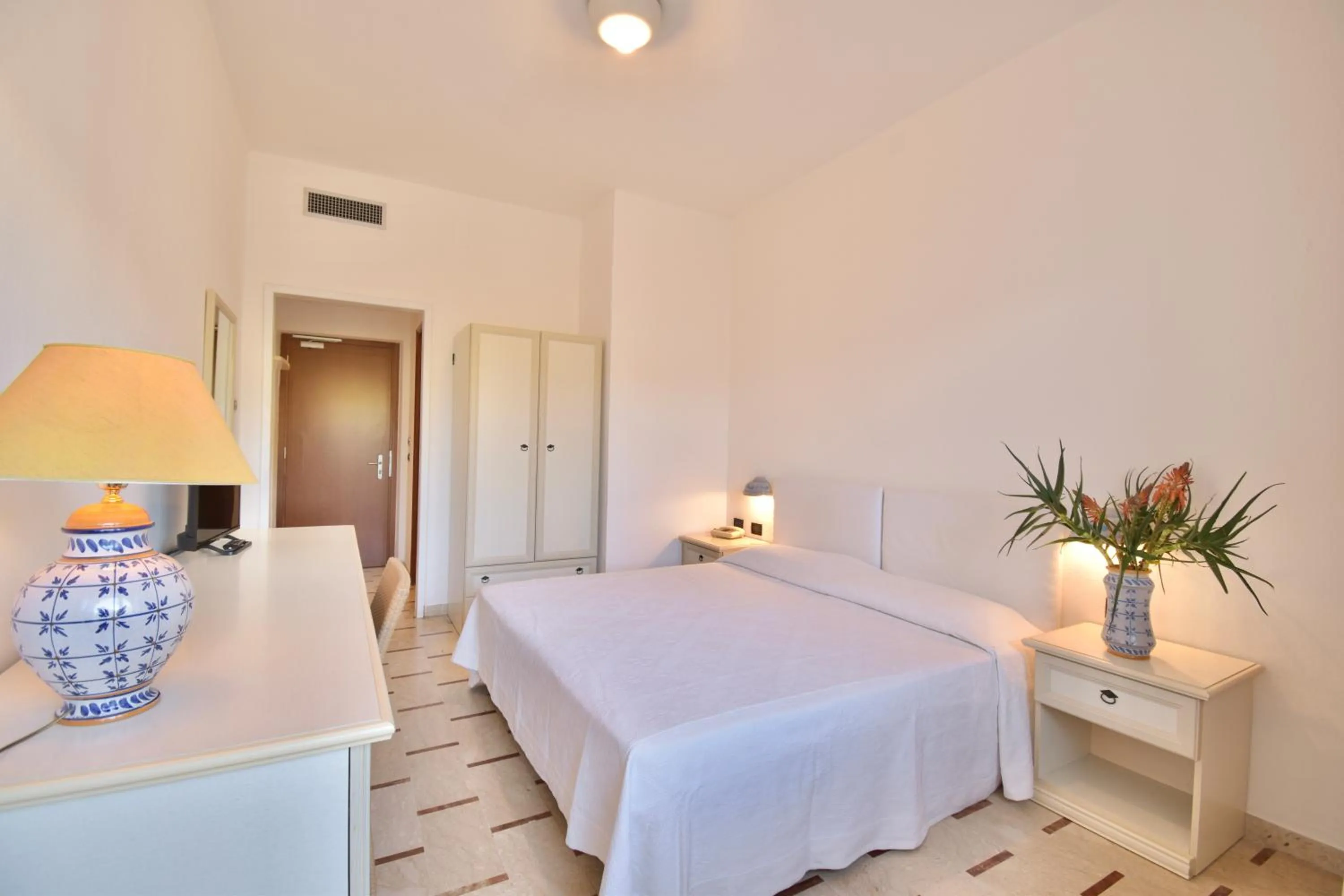 Bedroom, Bed in Cossyra Hotel