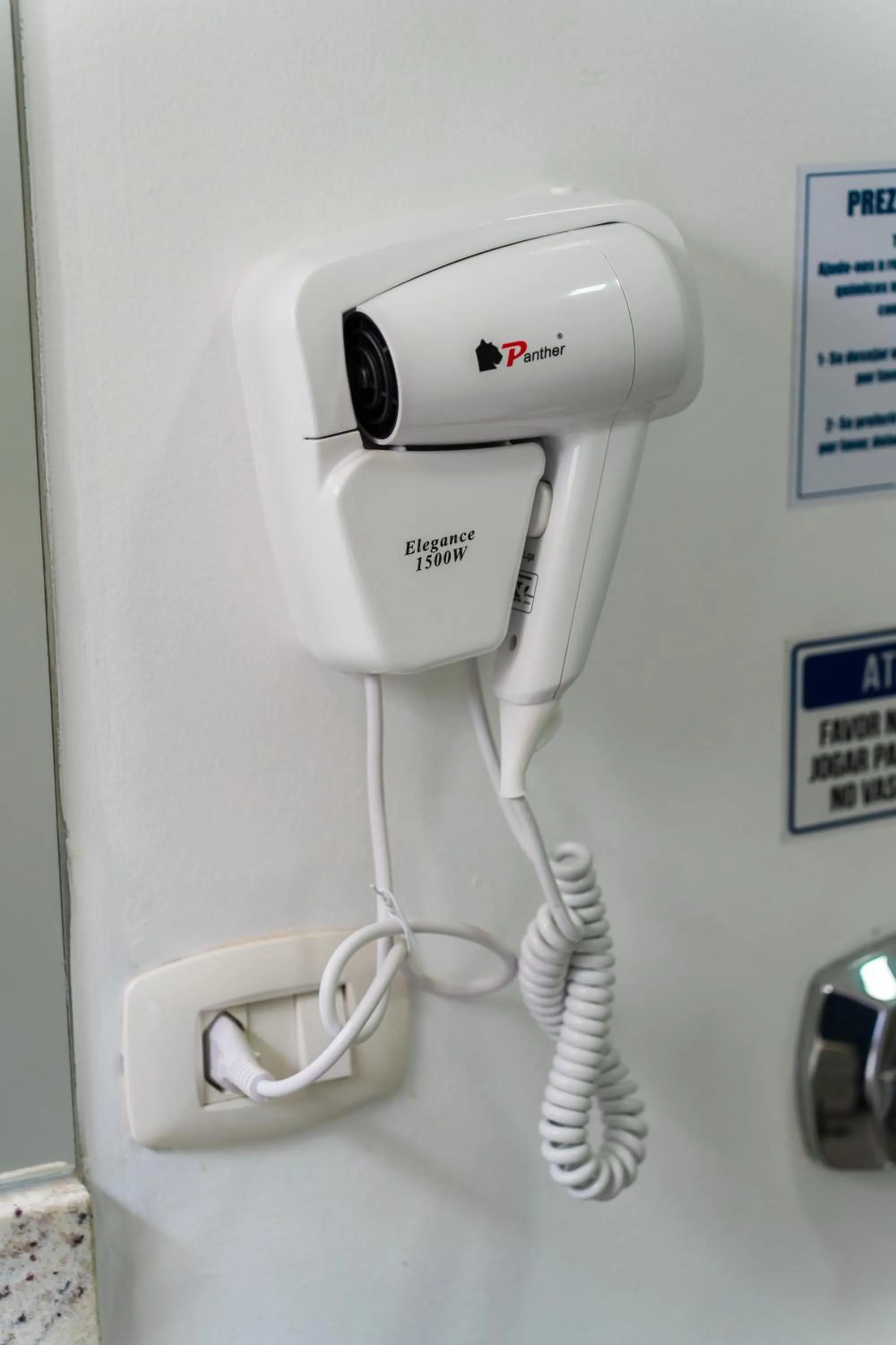 hair dryier in Marruá Hotel