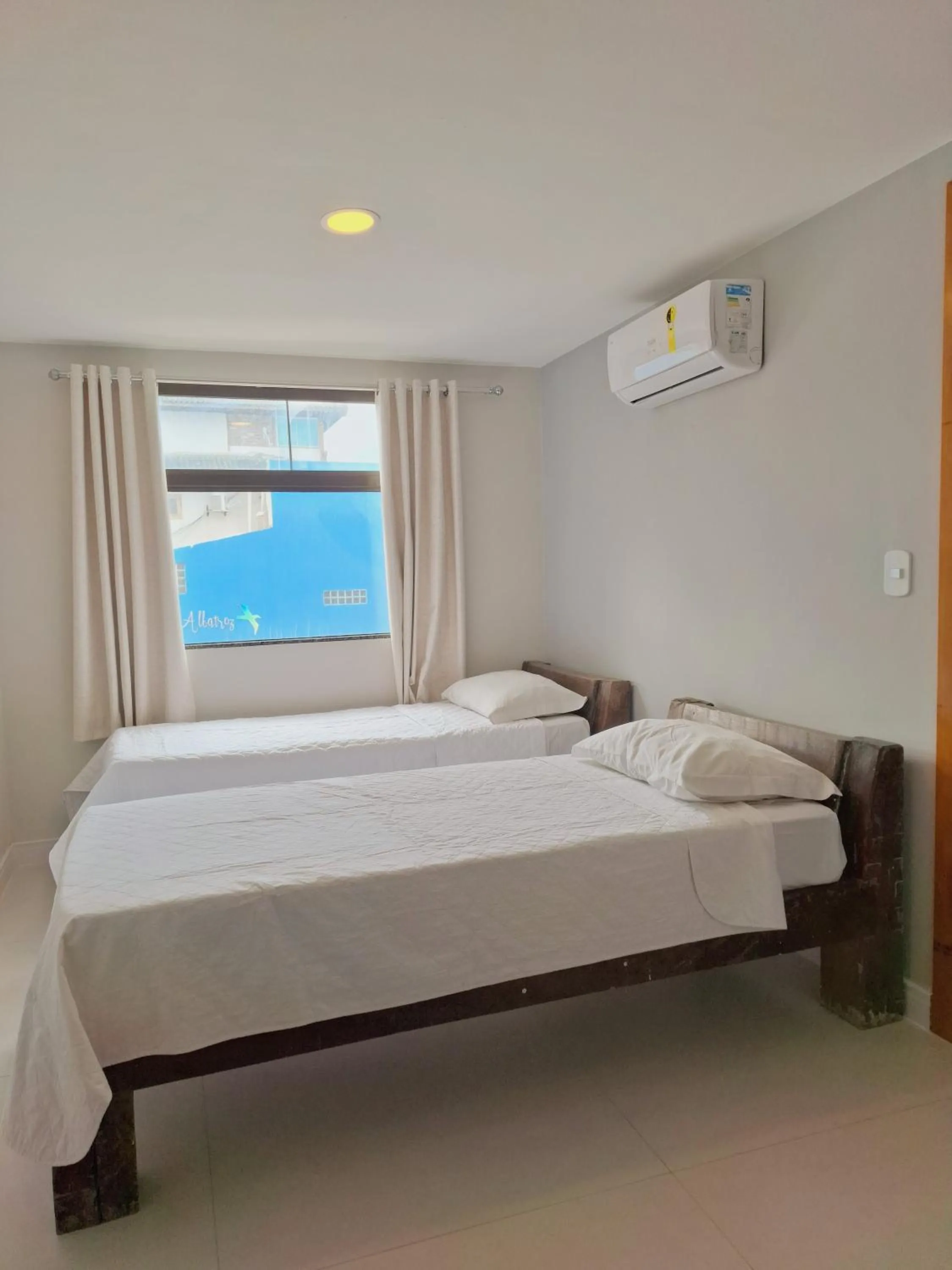 Bedroom, Bed in Pousada do Albatroz