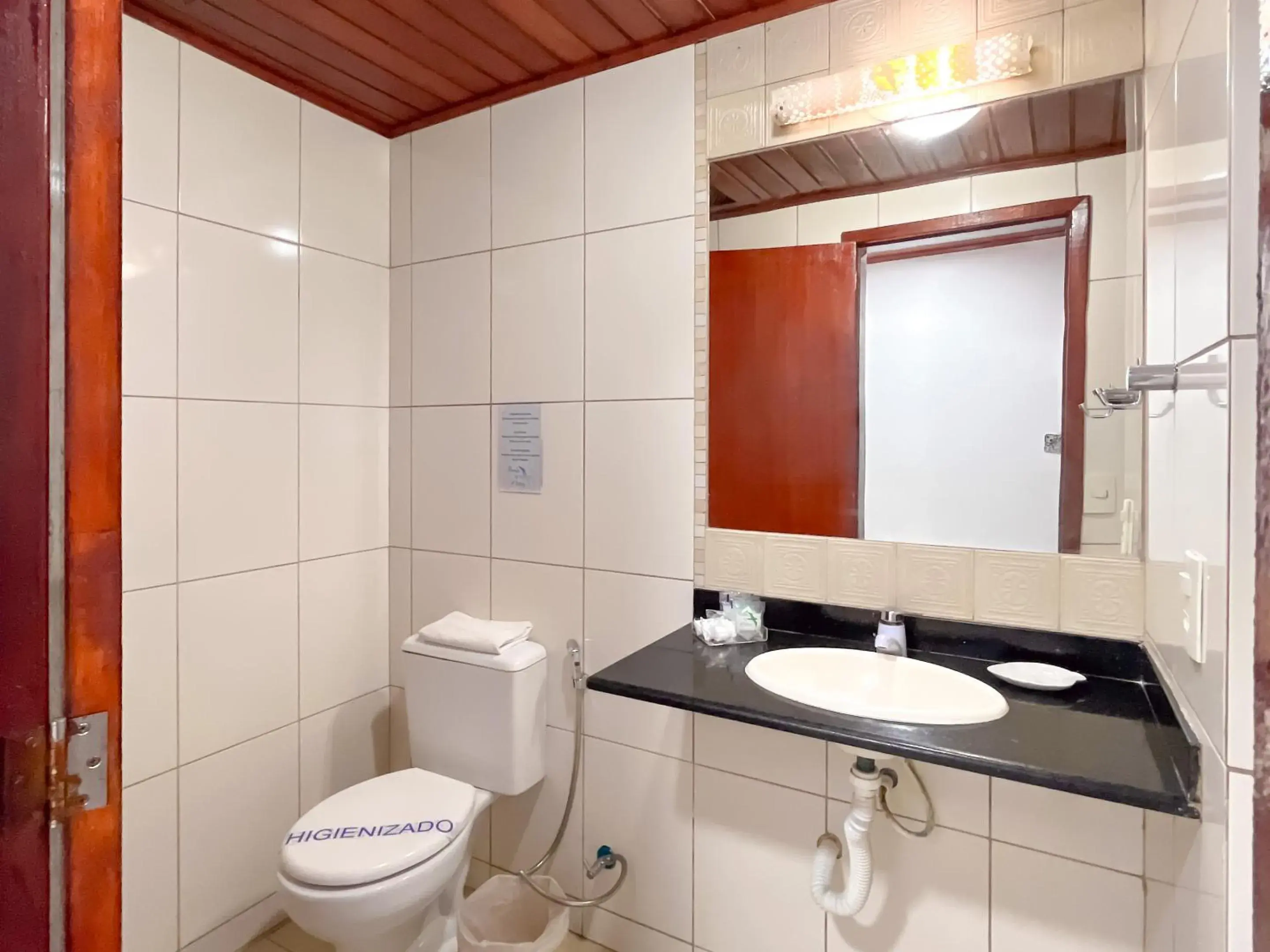 Standard Double Room in Pousada do Albatroz Standard Double Room in Pousada do Albatroz