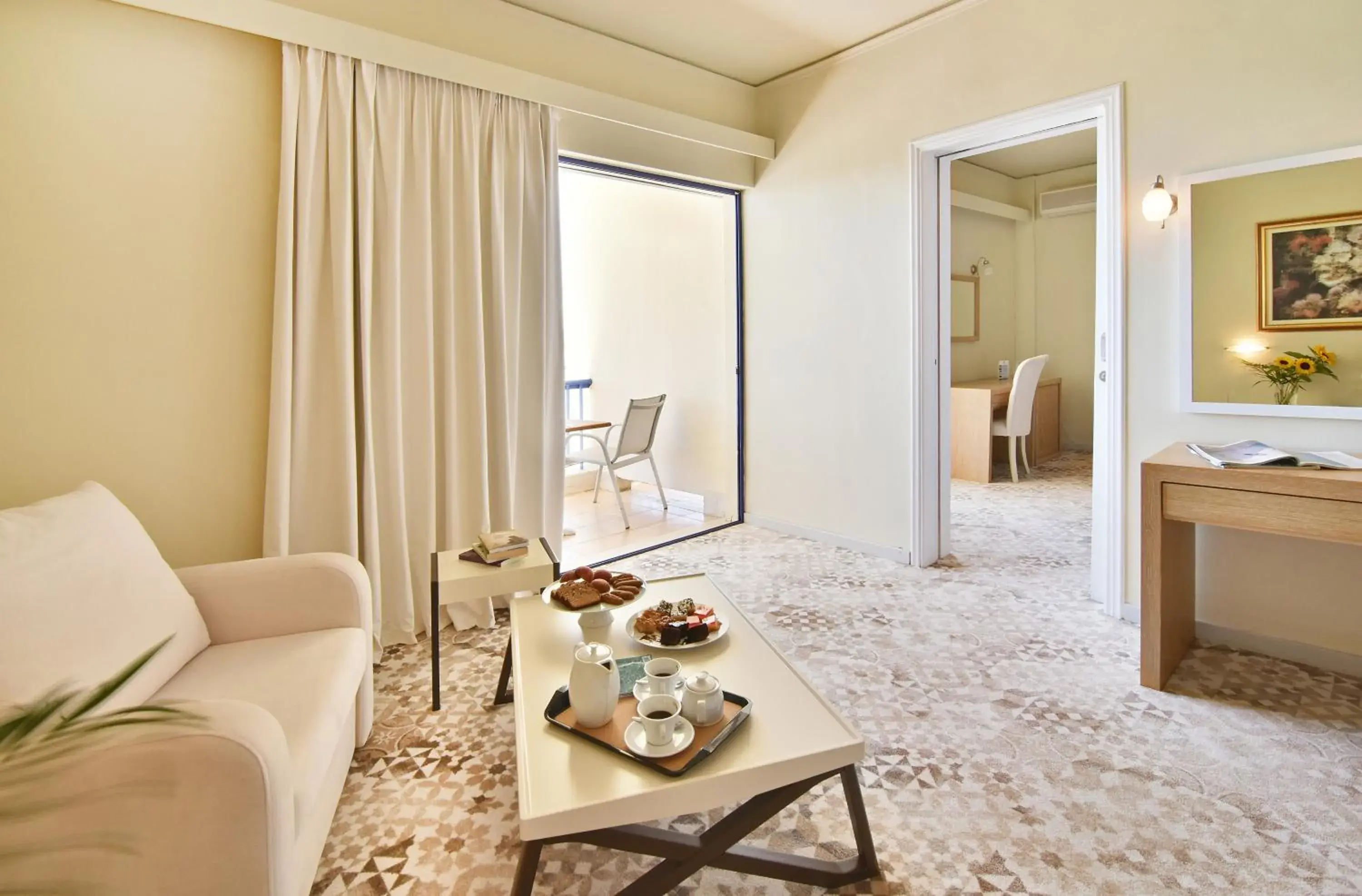 Senior Suite in Ionion Star Hotel Senior Suite in Ionion Star Hotel