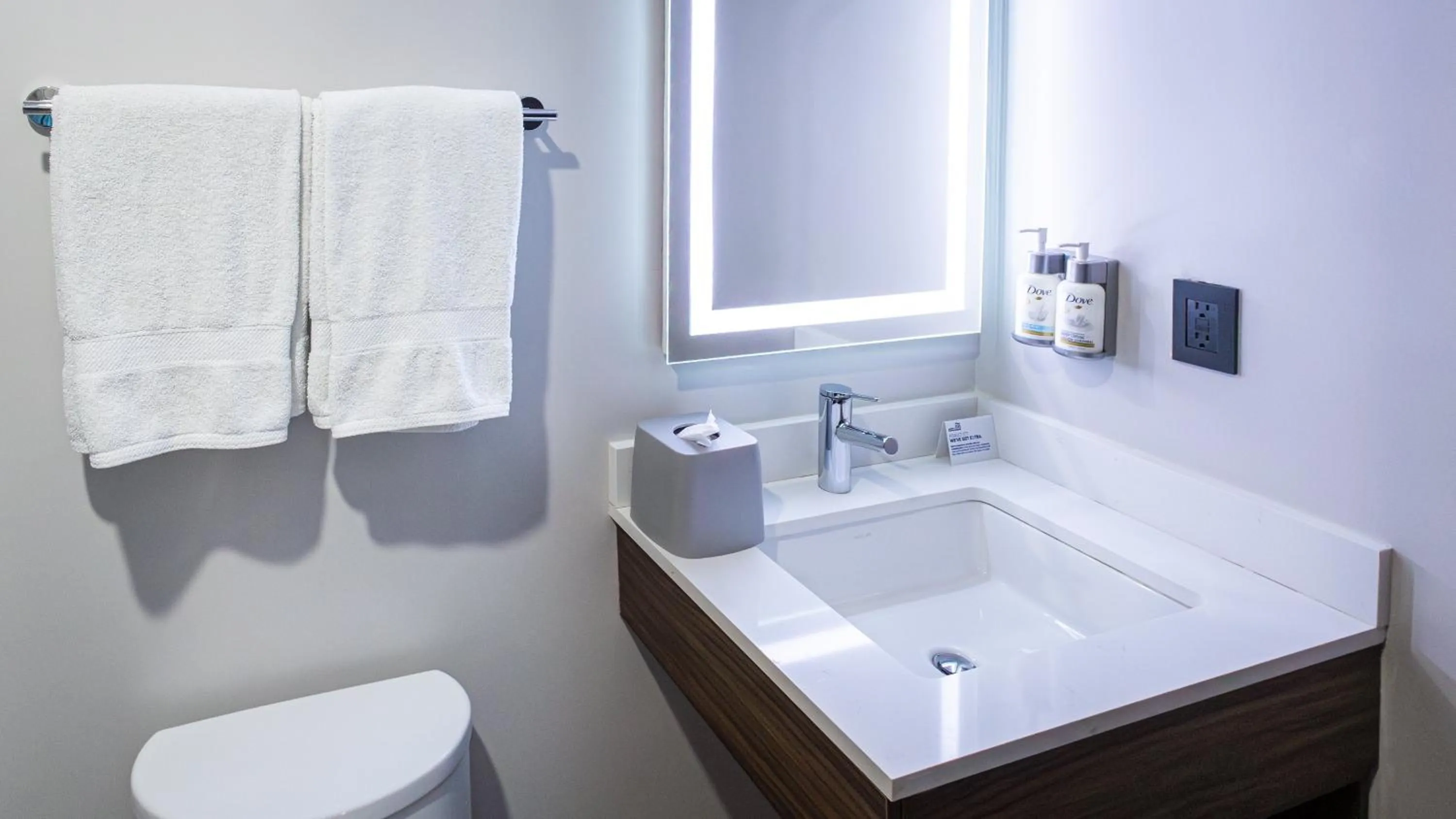 Photo of the whole room in Holiday Inn Express Morelia Centro Historico