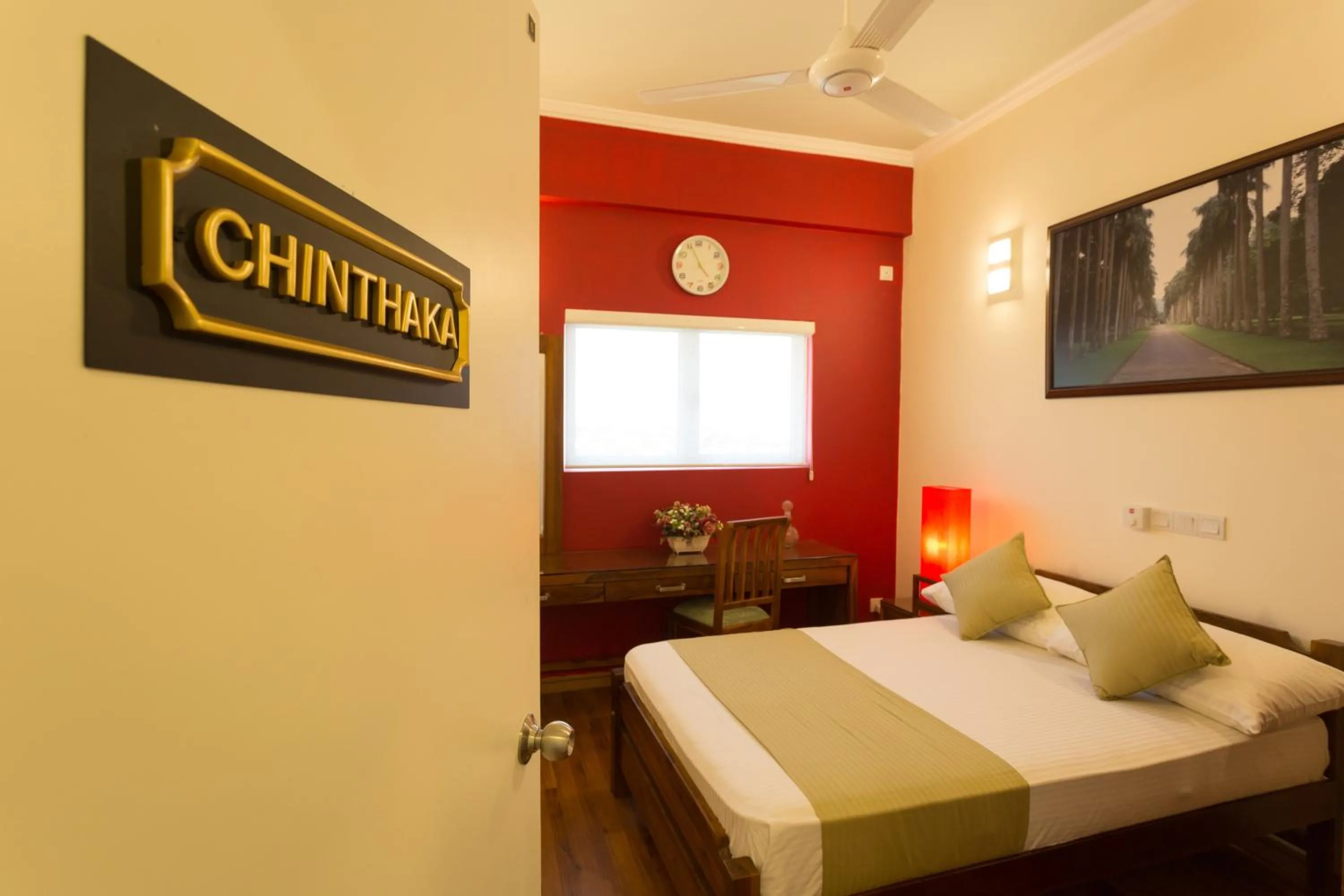 Bedroom, Bed in Shalom Residence Nawala