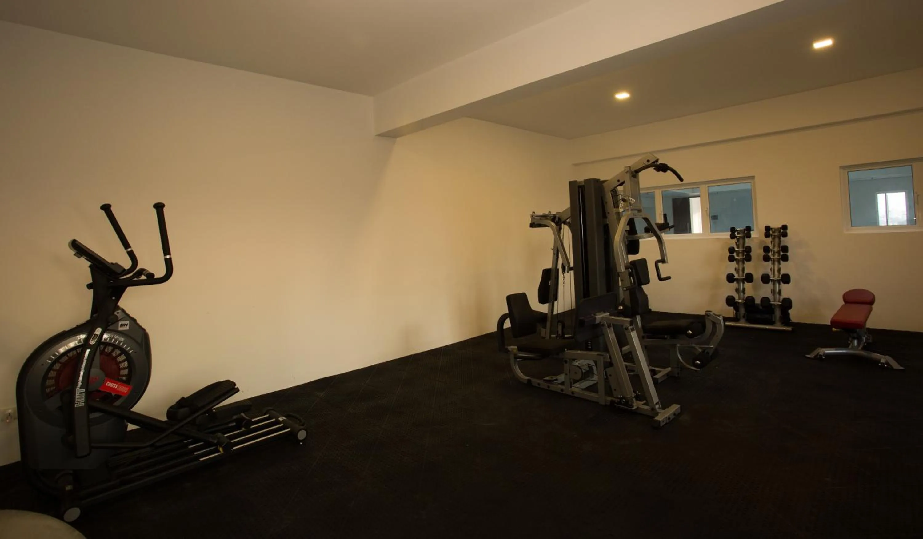 Fitness centre/facilities in Shalom Residence Nawala