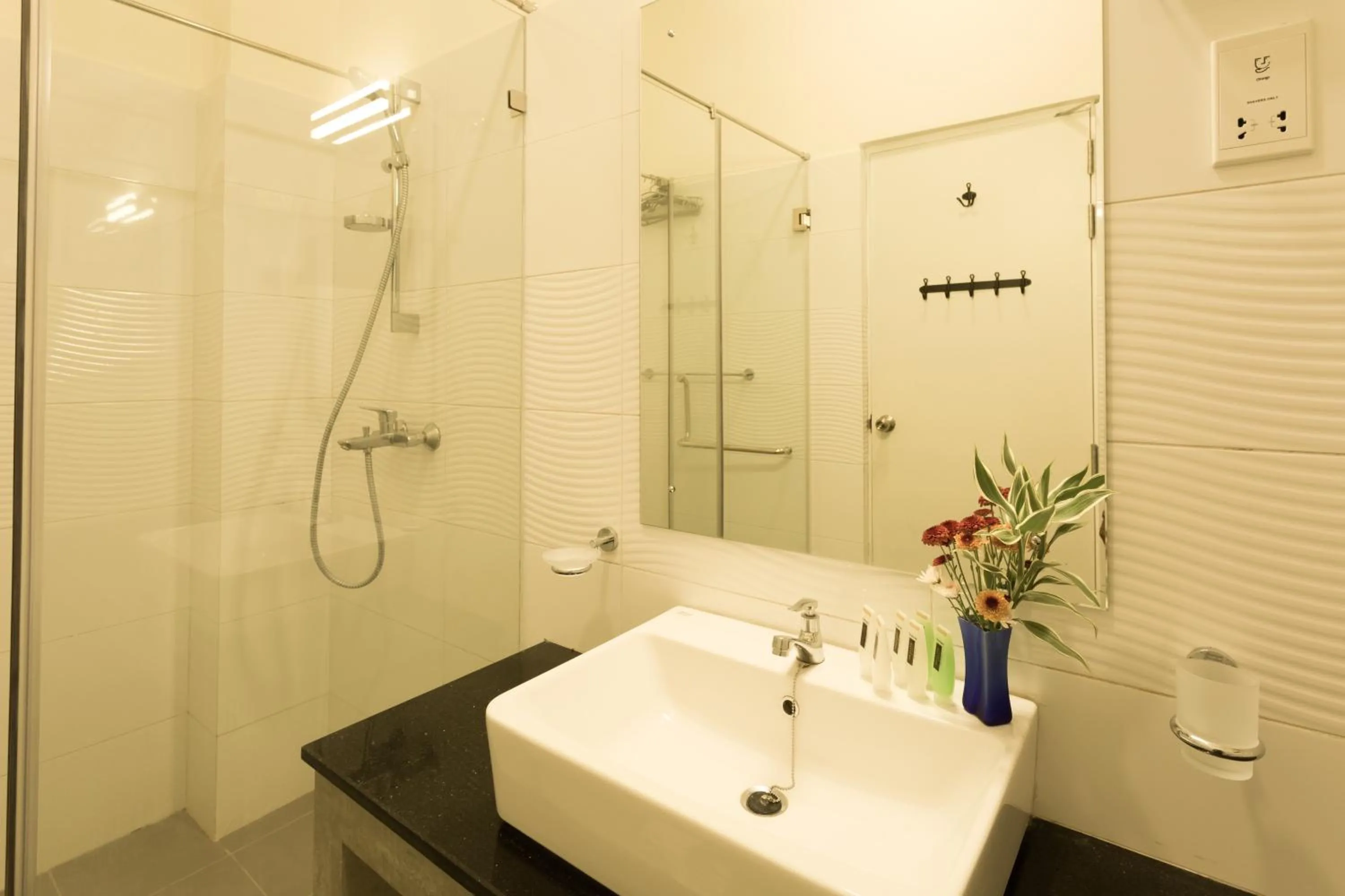 Bathroom in Shalom Residence Nawala