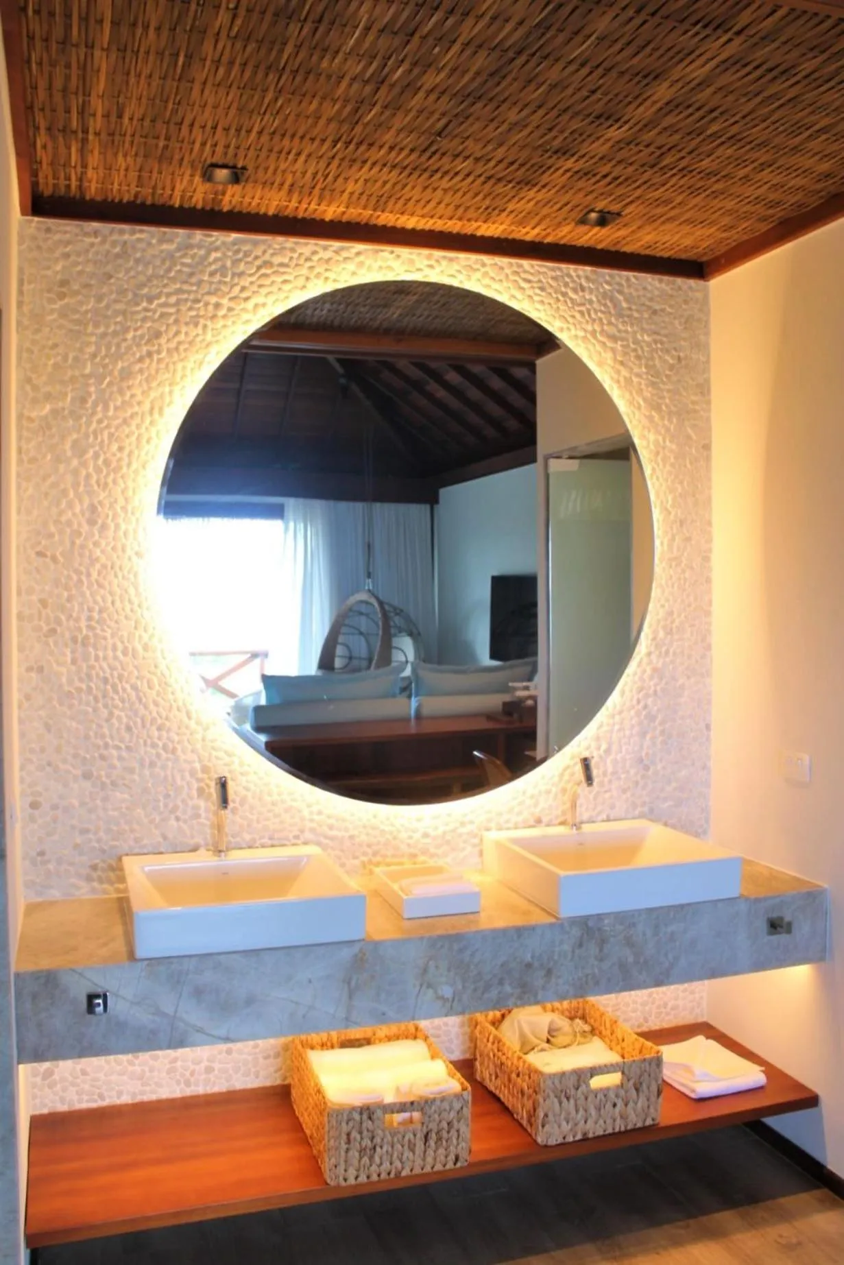 Bathroom, Bed in NANNAI Noronha