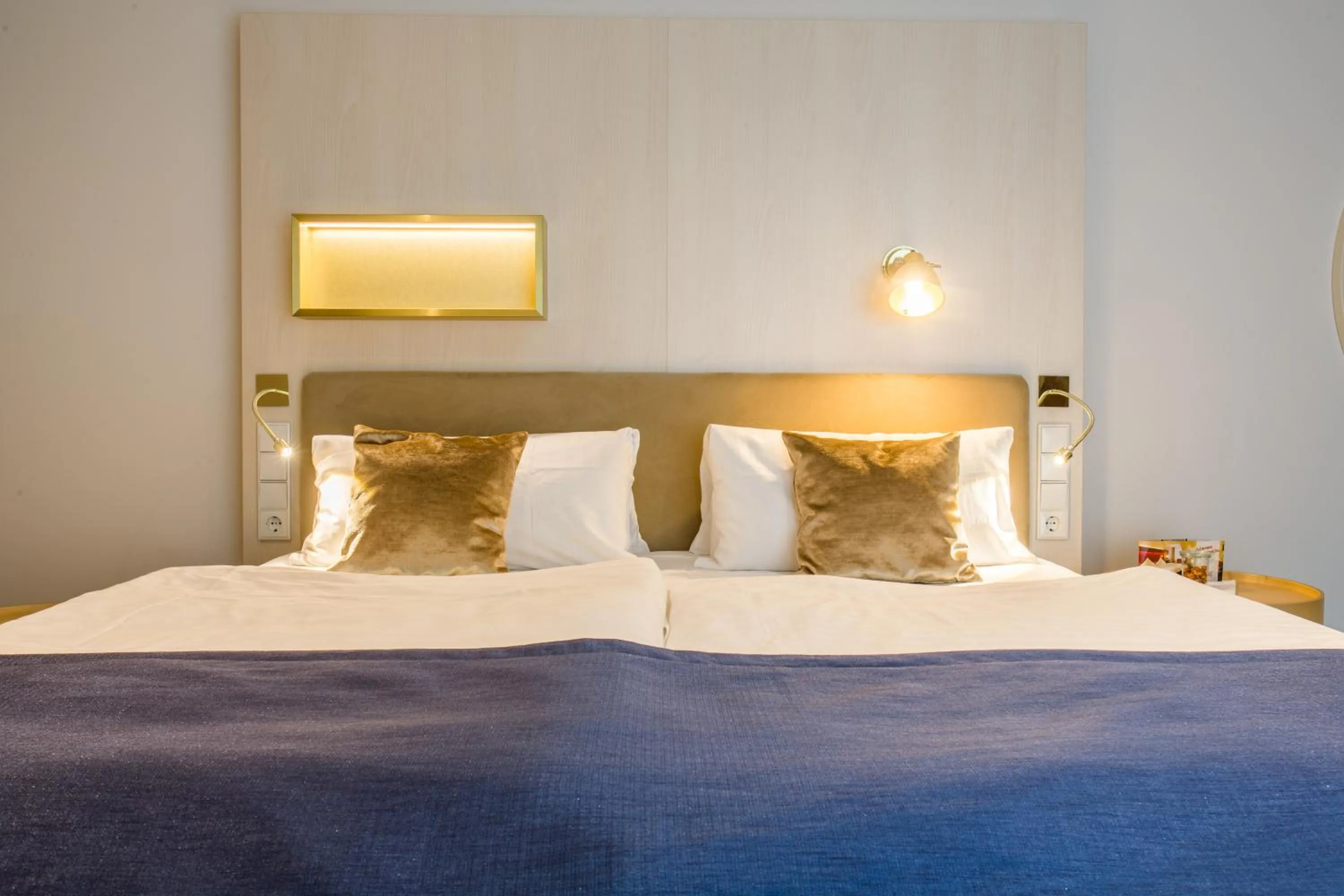 Bedroom, Bed in Hotel Zum Zollhaus