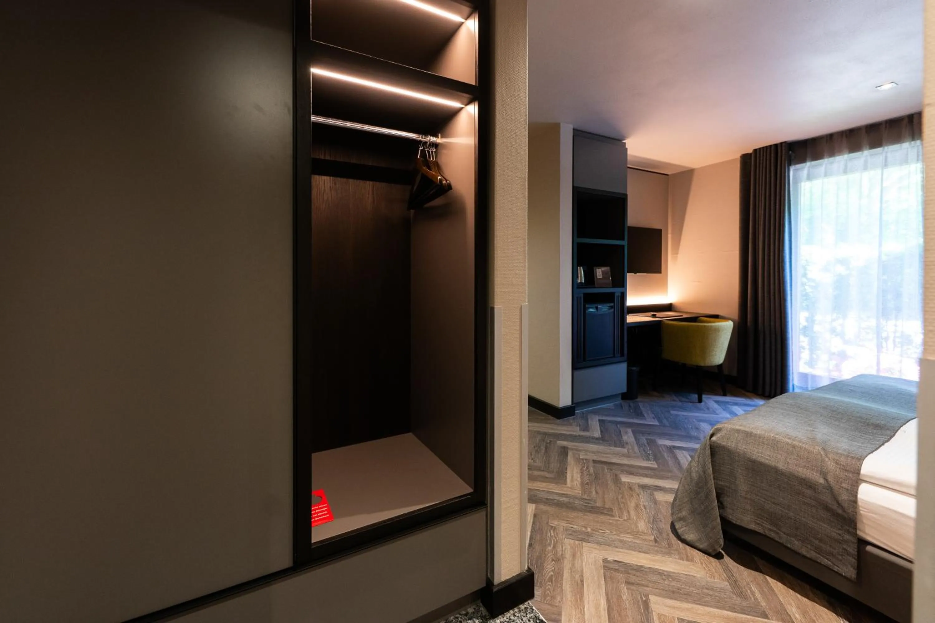 Photo of the whole room, Bed in Hotel Zum Zollhaus