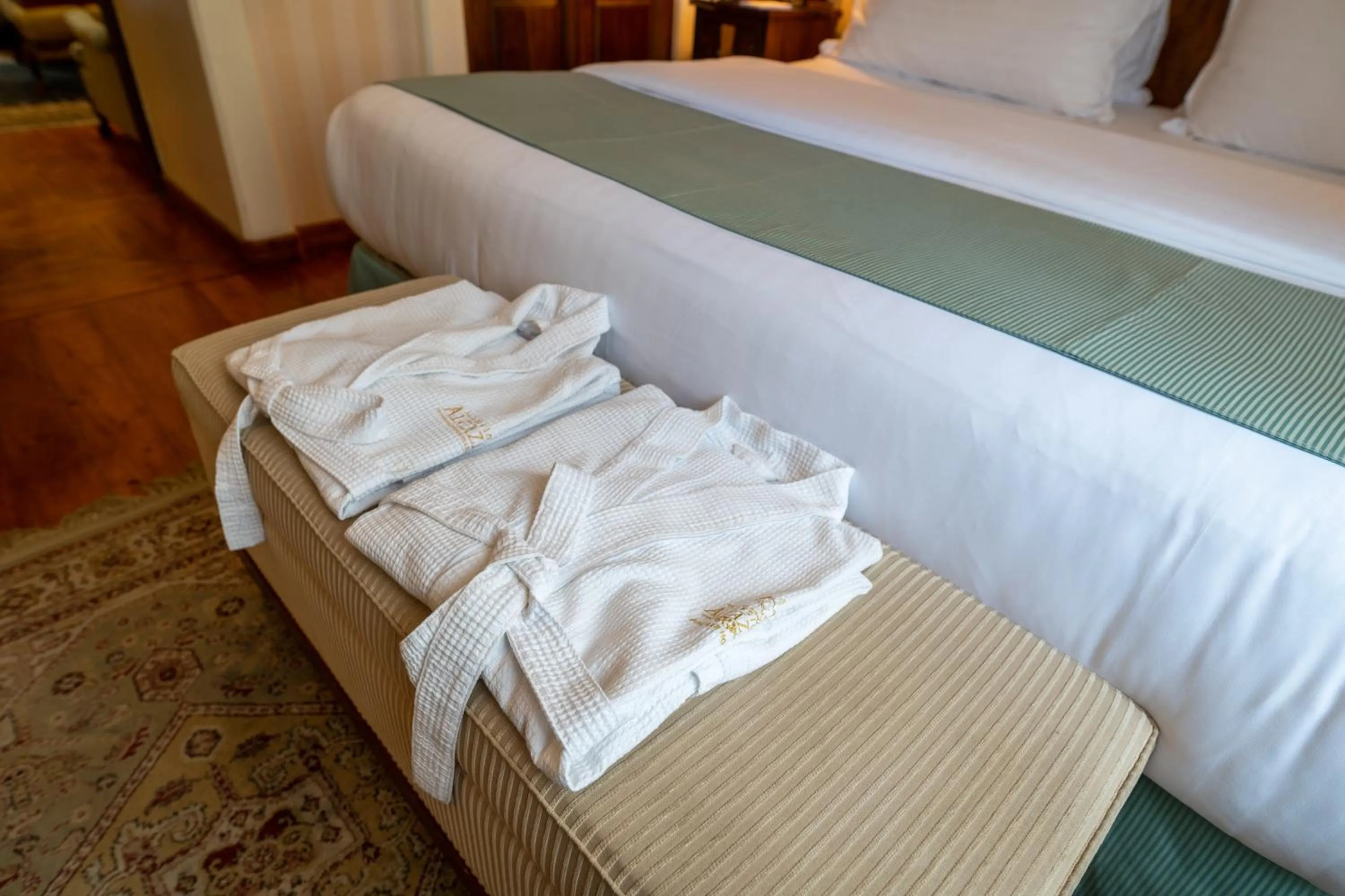 towels, Bed in Mansion Alcazar