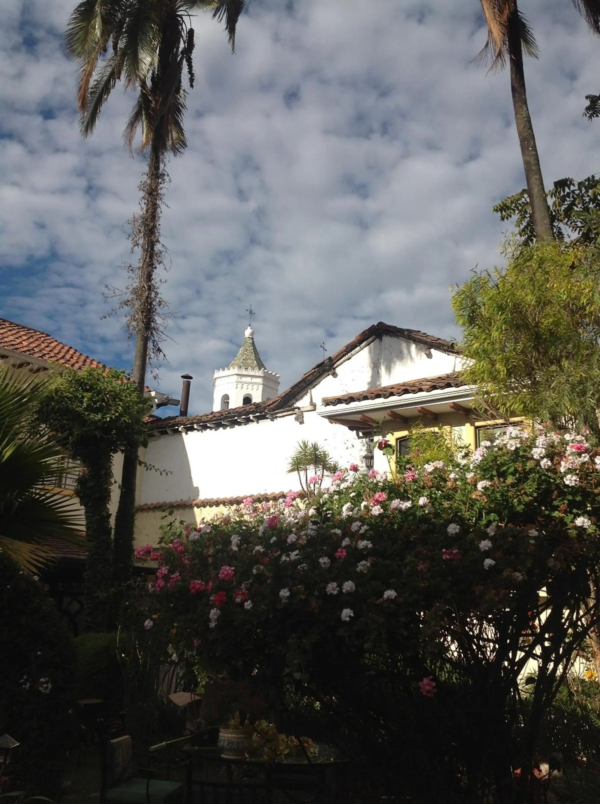 Day in Mansion Alcazar