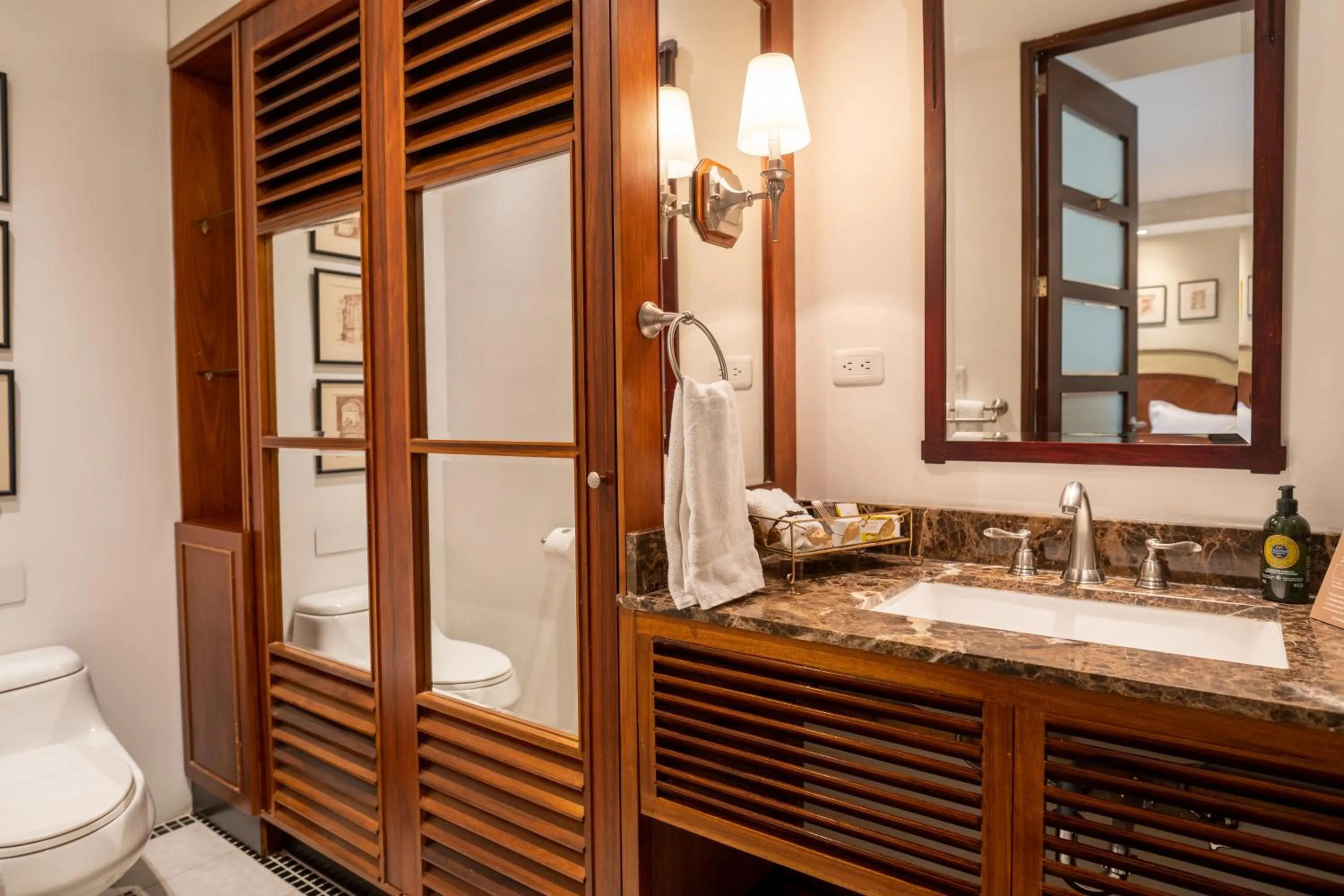 Bathroom in Mansion Alcazar