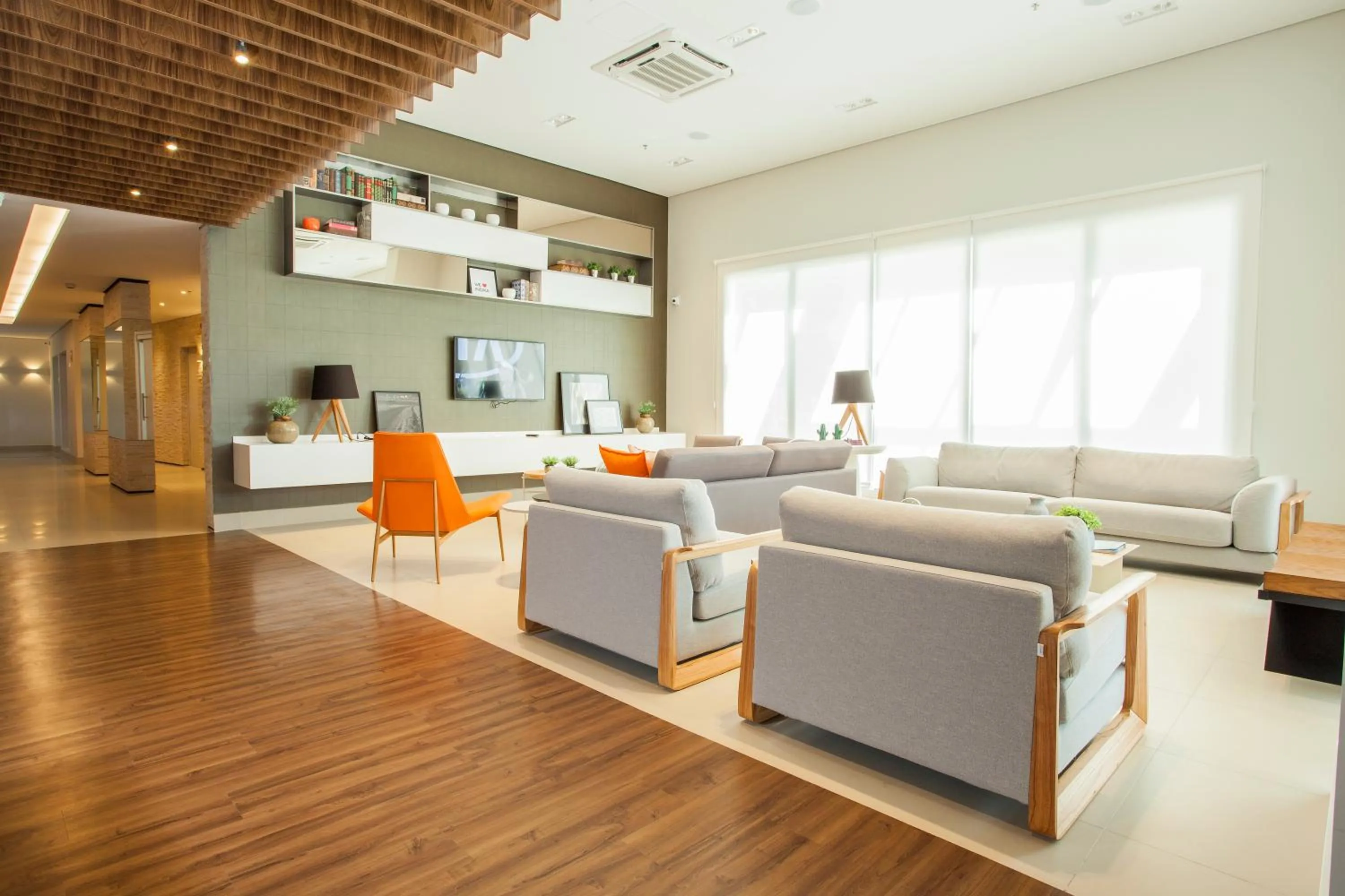 Communal lounge/ TV room in Travel Inn Hotels Wise Indaiatuba